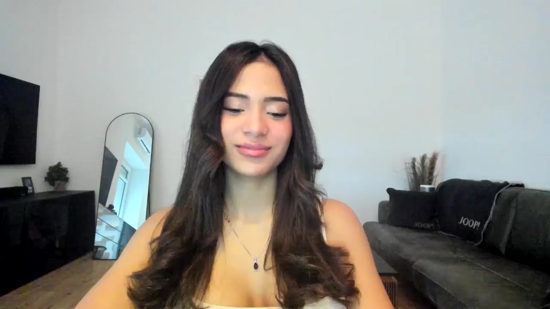 Gallery image thumbnail from Missabyy's myfreecams stream on, 01/09/2025, 10:51 image 6 of 20