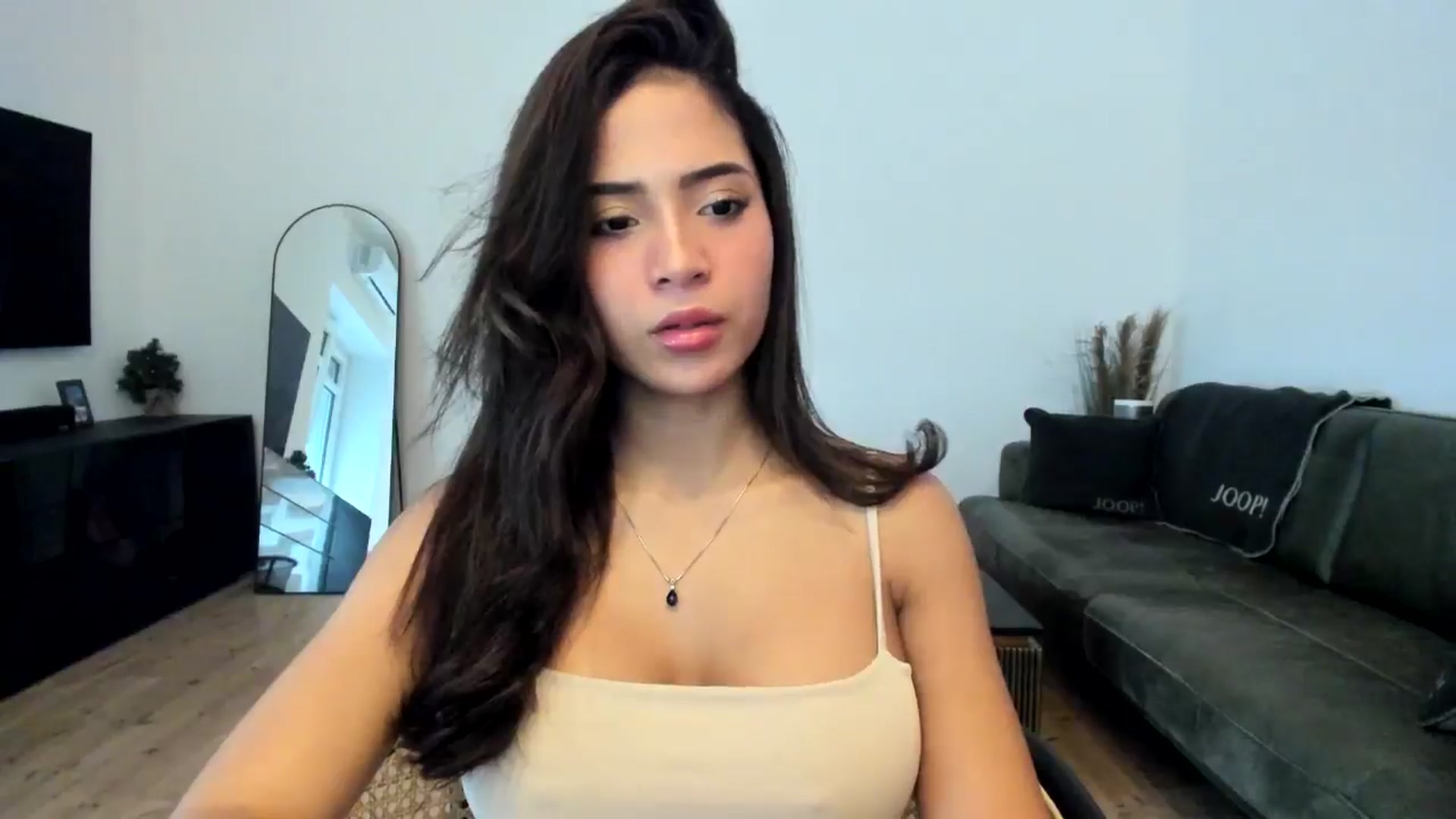 Gallery image thumbnail from Missabyy's myfreecams stream on, 01/09/2025, 12:33 image 4 of 20