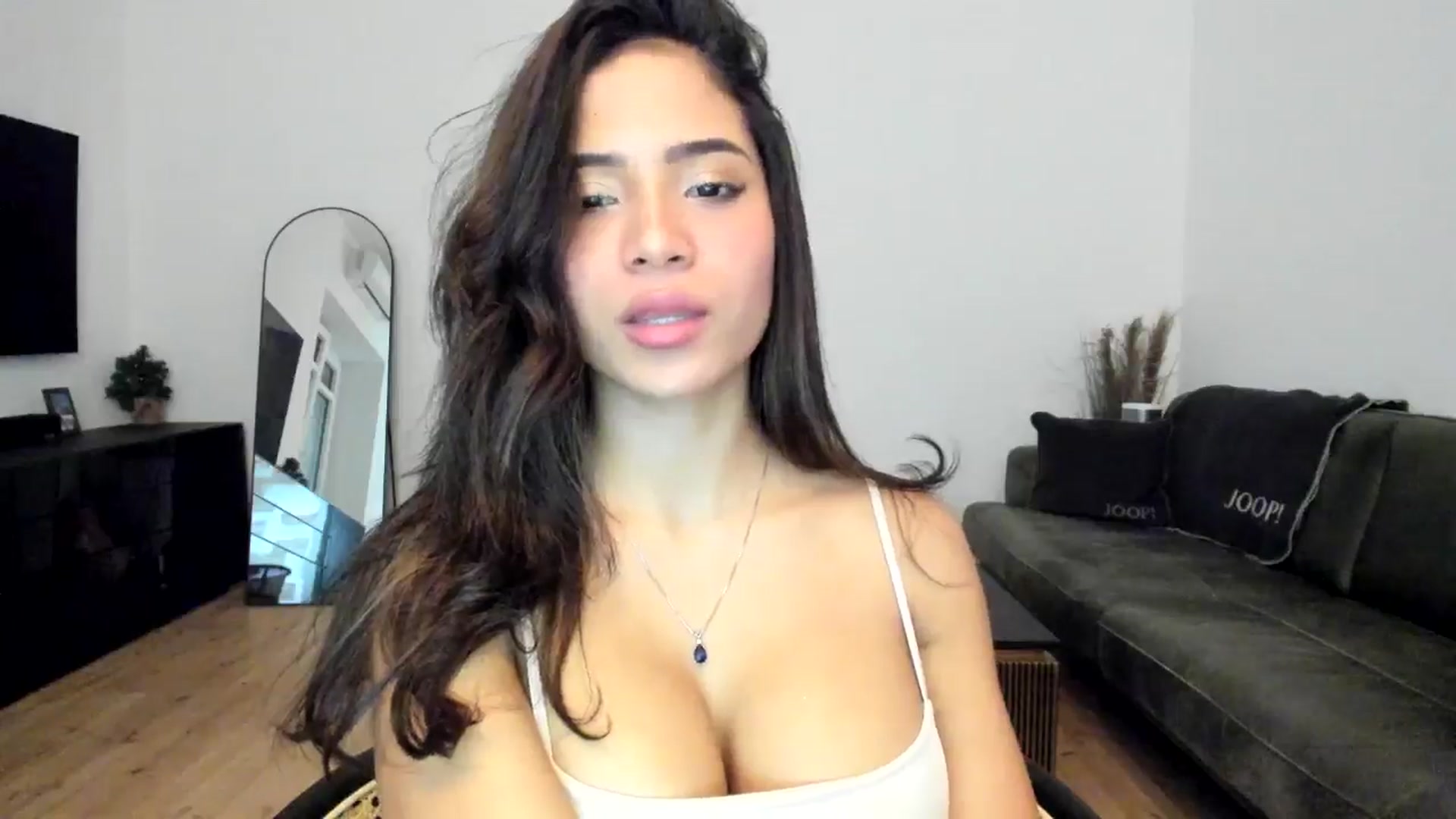 Gallery image thumbnail from Missabyy's myfreecams stream on, 01/09/2025, 13:56 image 14 of 20
