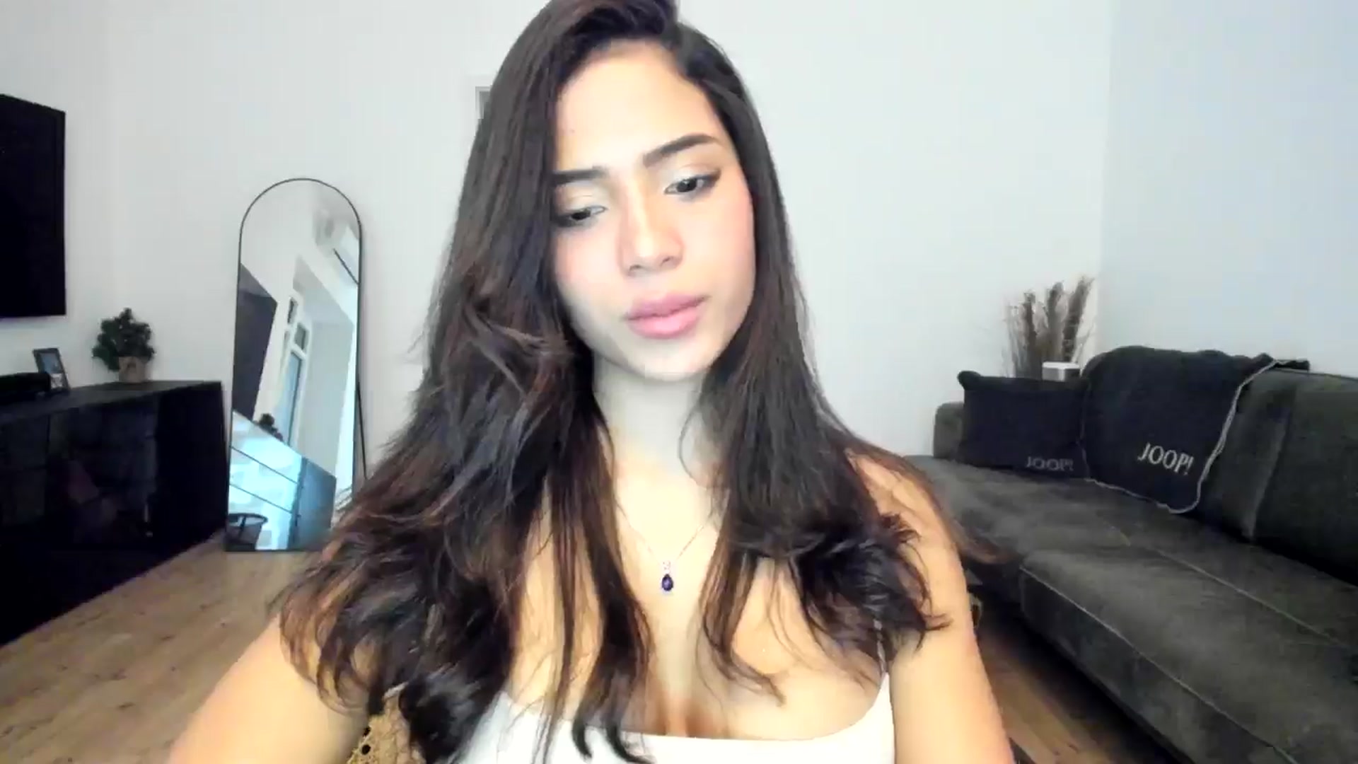 Gallery image thumbnail from Missabyy's myfreecams stream on, 01/09/2025, 14:10 image 14 of 20