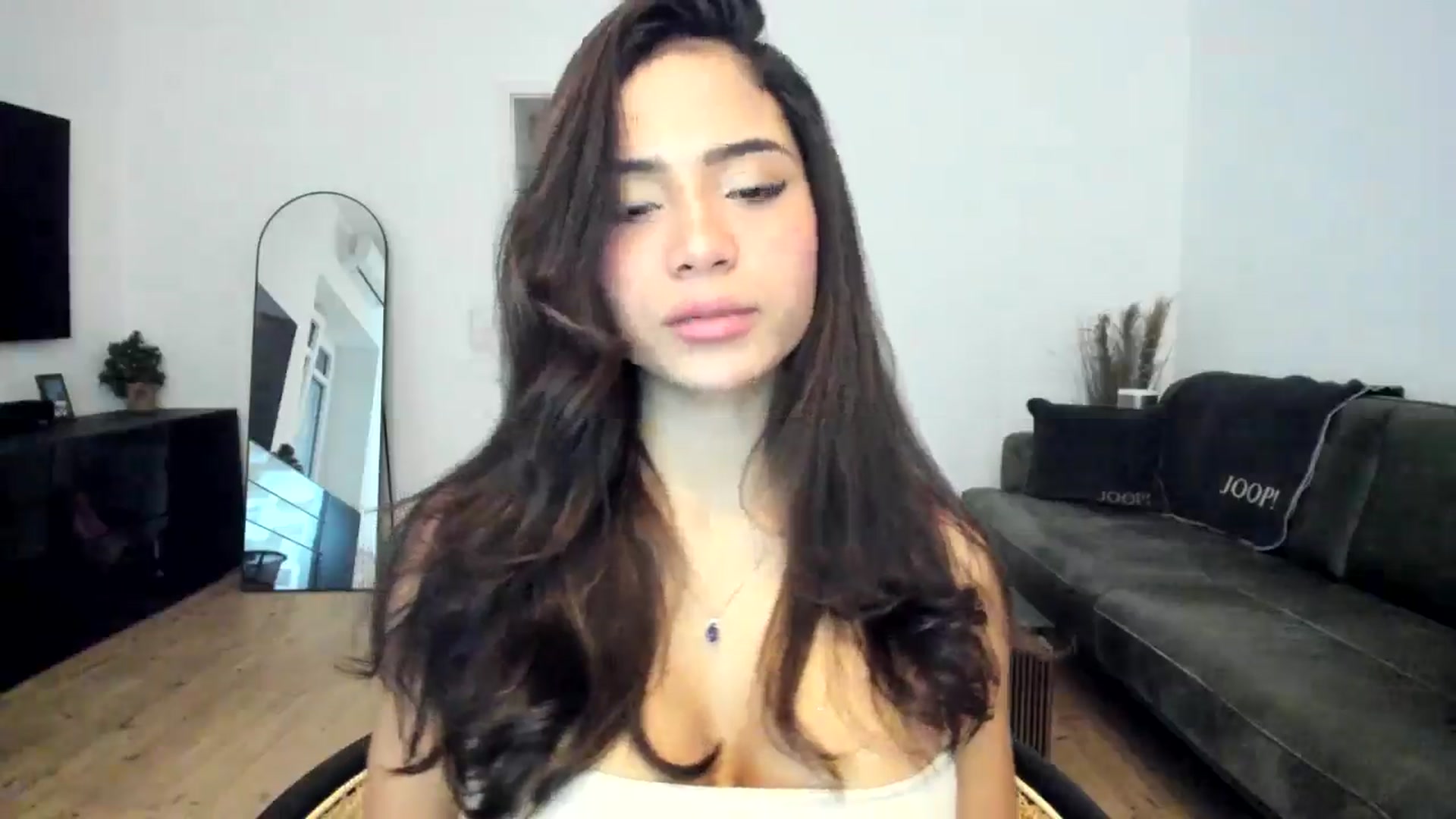 Gallery image thumbnail from Missabyy's myfreecams stream on, 01/09/2025, 14:10 image 12 of 20