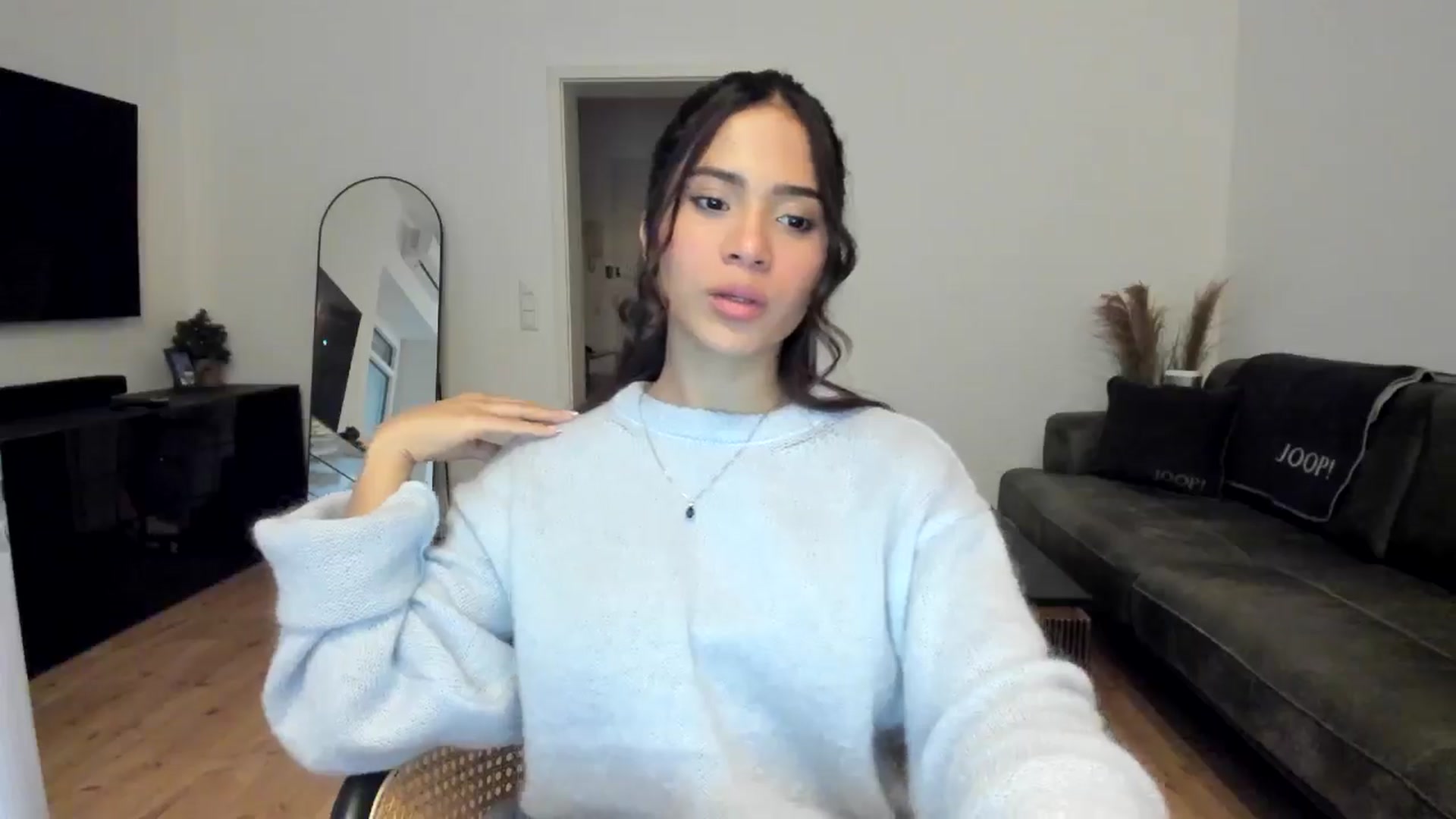 Gallery image thumbnail from Missabyy's myfreecams stream on, 01/10/2025, 15:50 image 11 of 20