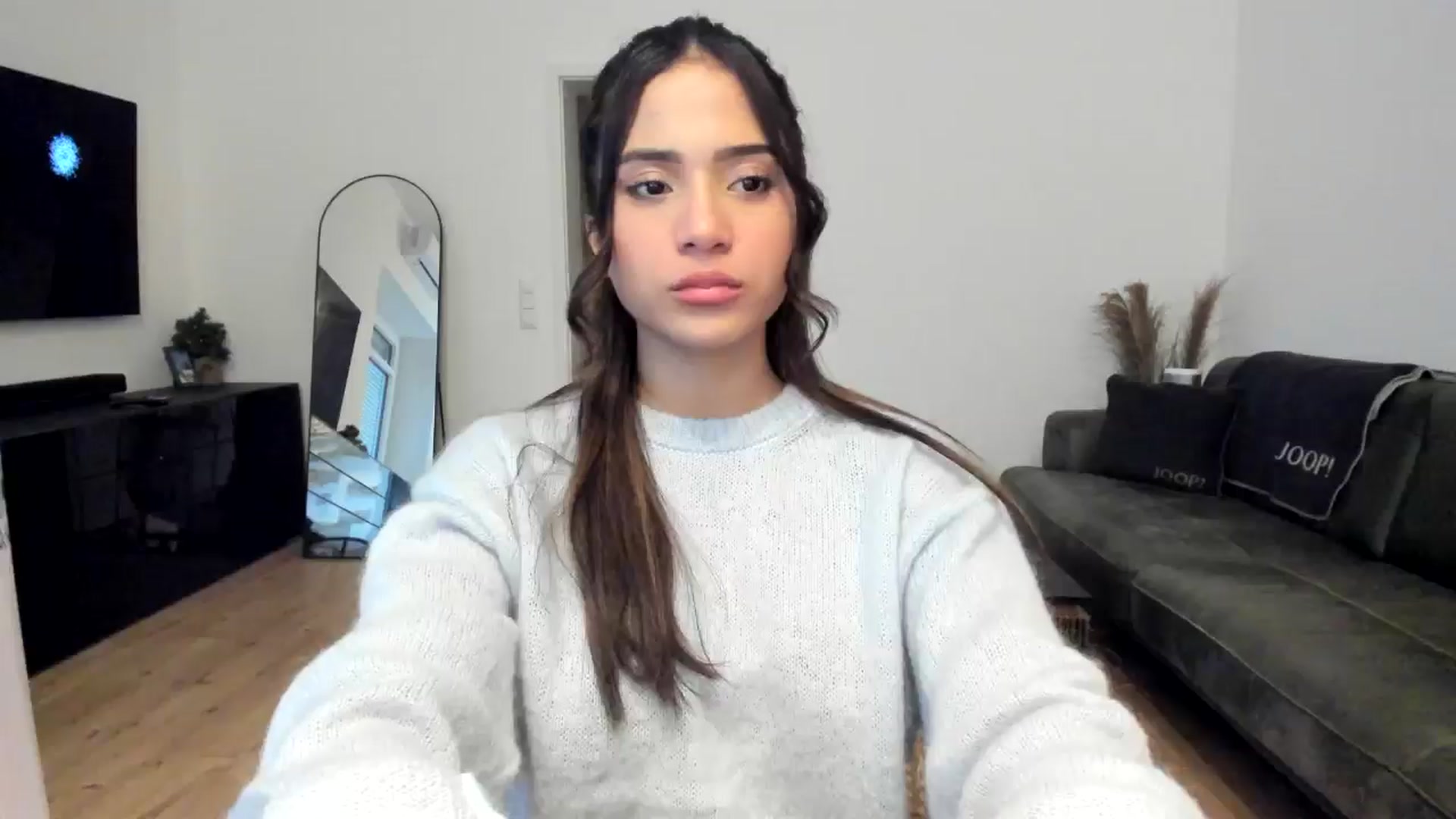 Gallery image thumbnail from Missabyy's myfreecams stream on, 01/10/2025, 15:50 image 2 of 20