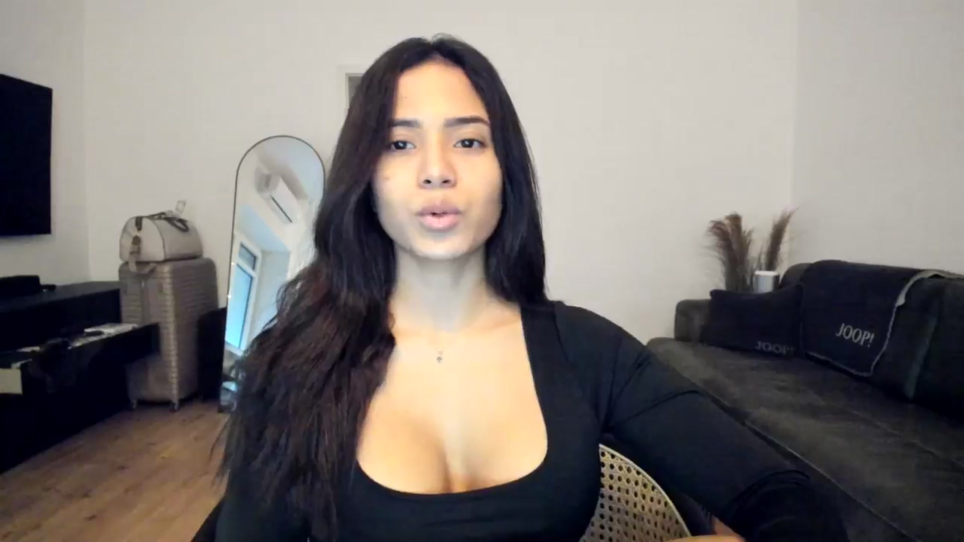 Gallery image thumbnail from Missabyy's myfreecams stream on, 01/14/2025, 15:55 image 4 of 20