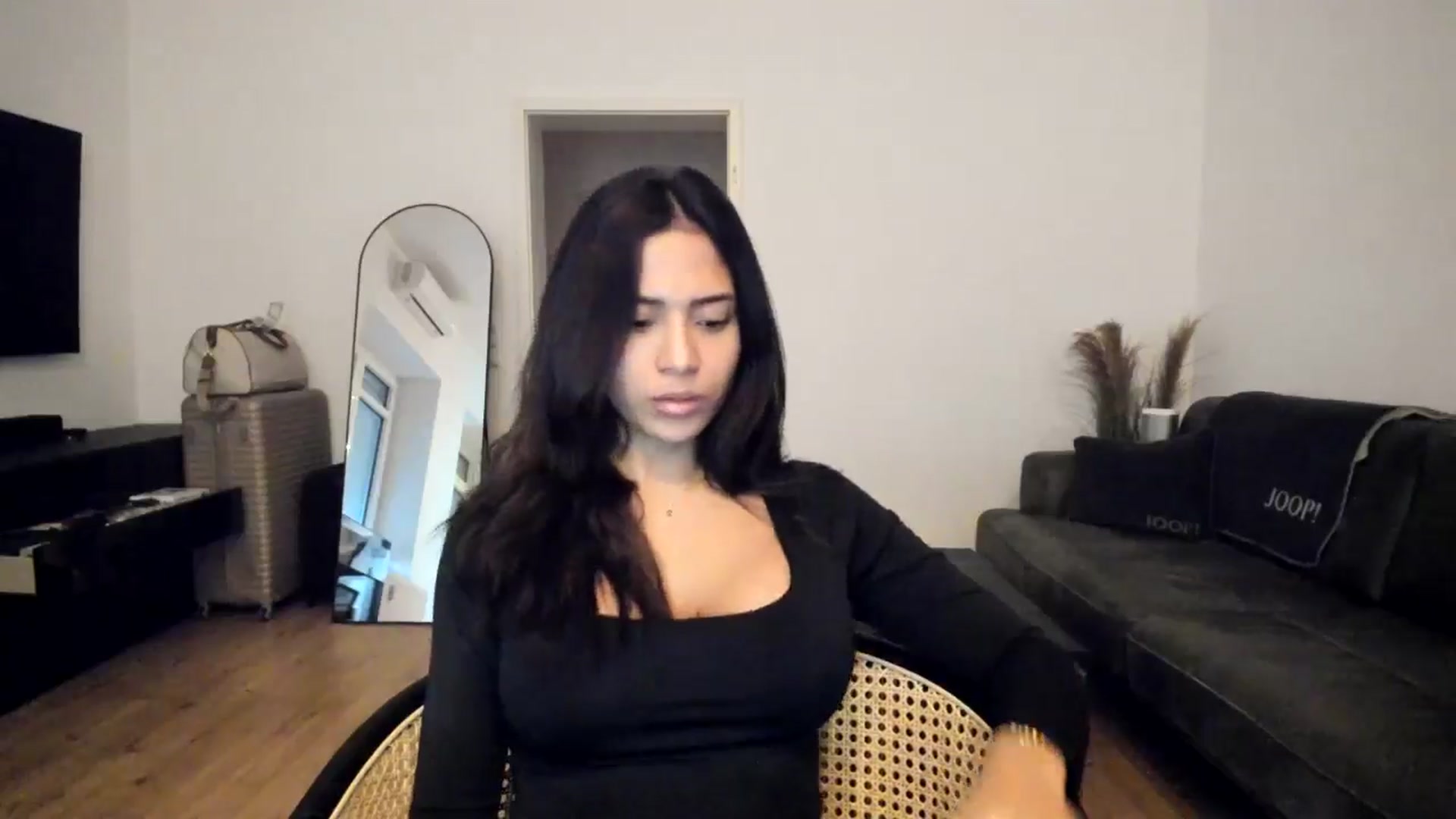 Gallery image thumbnail from Missabyy's myfreecams stream on, 01/14/2025, 15:55 image 14 of 20