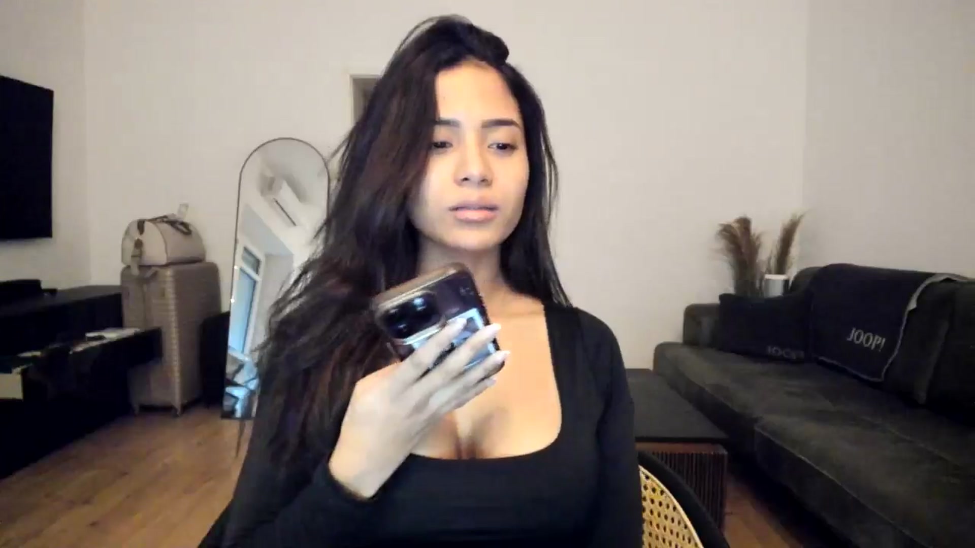Gallery image thumbnail from Missabyy's myfreecams stream on, 01/14/2025, 15:55 image 17 of 20
