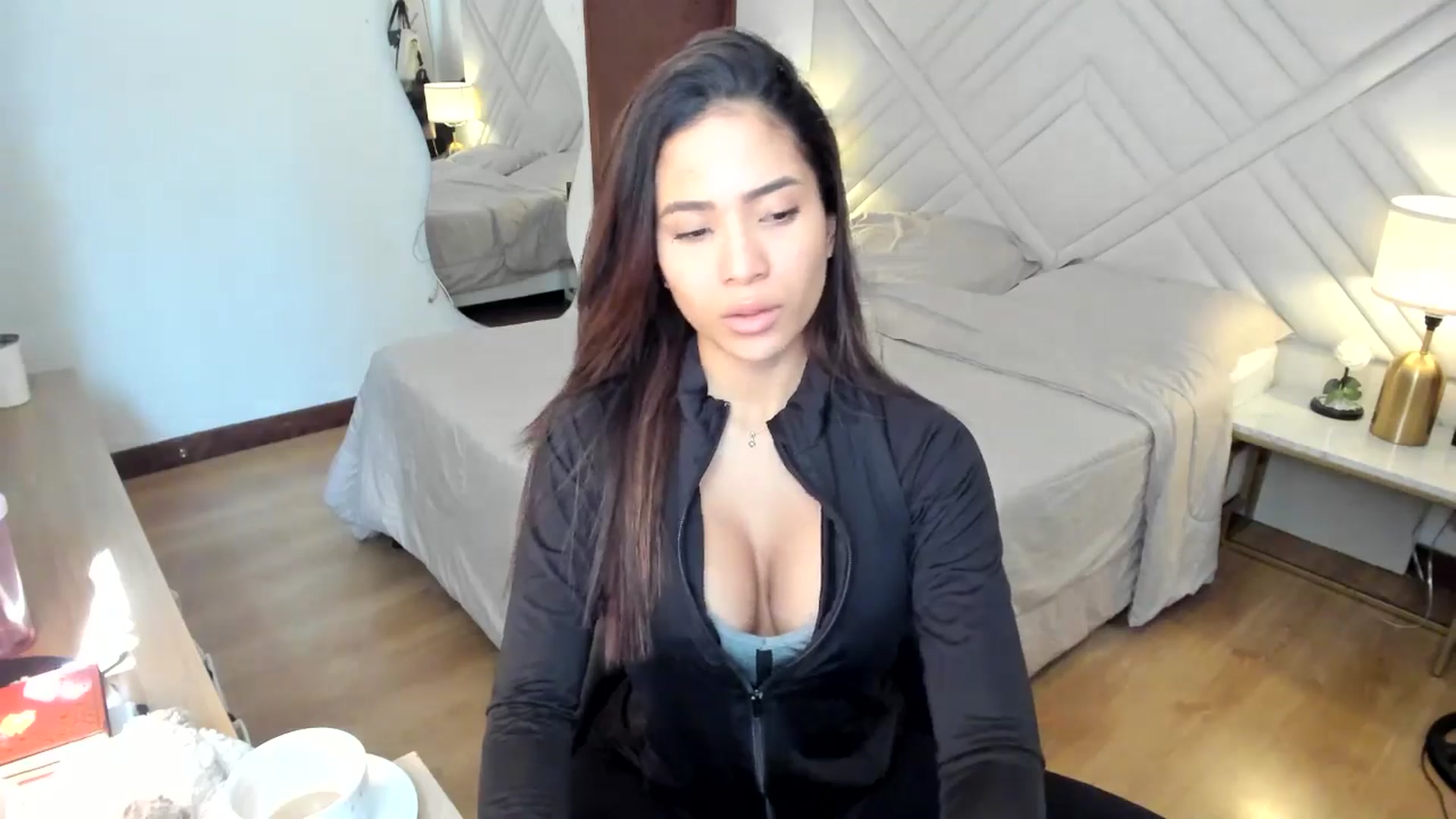 Gallery image thumbnail from Missabyy's myfreecams stream on, 01/22/2025, 14:29 image 15 of 20
