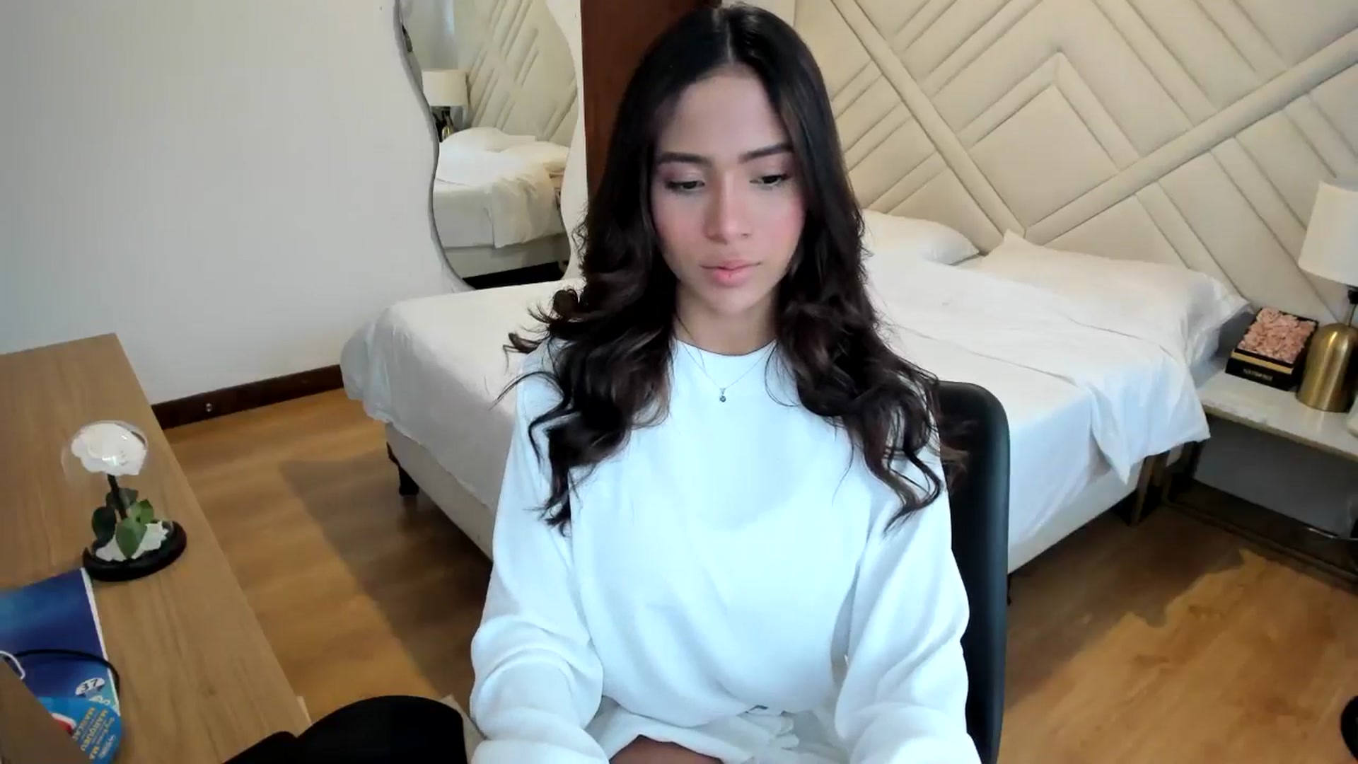 Gallery image thumbnail from Missabyy's myfreecams stream on, 02/08/2025, 21:16 image 6 of 20