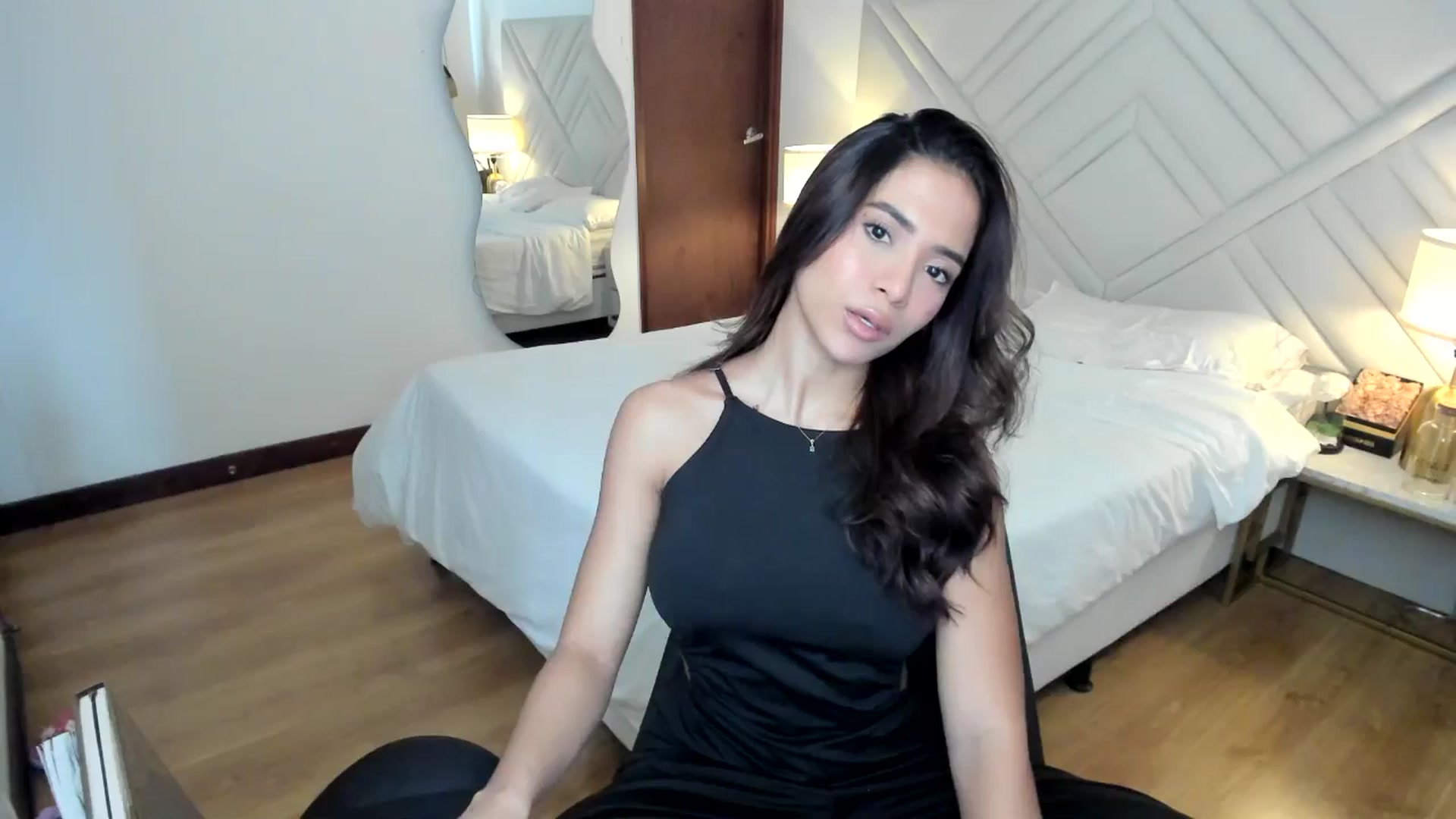 Gallery image thumbnail from Missabyy's myfreecams stream on, 02/10/2025, 16:18 image 8 of 20