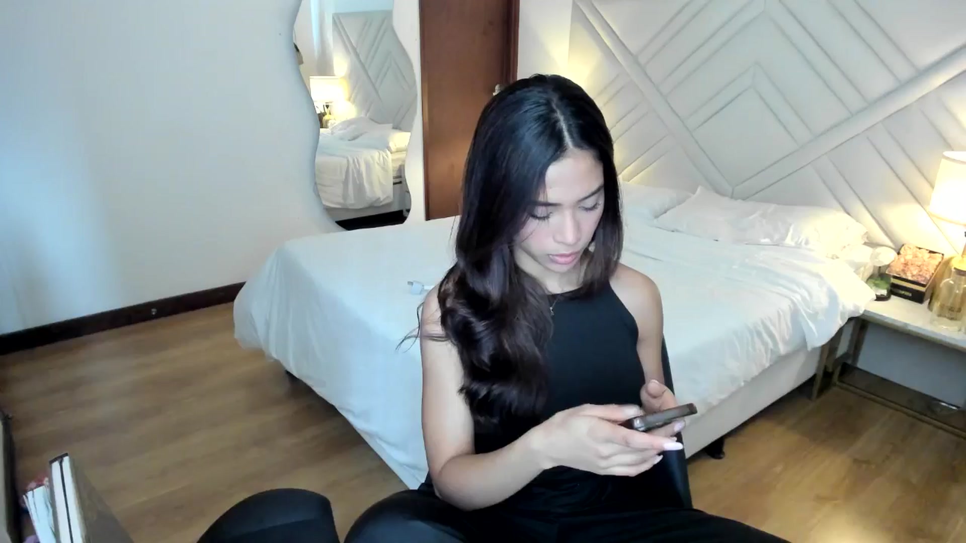 Gallery image thumbnail from Missabyy's myfreecams stream on, 02/10/2025, 16:18 image 6 of 20
