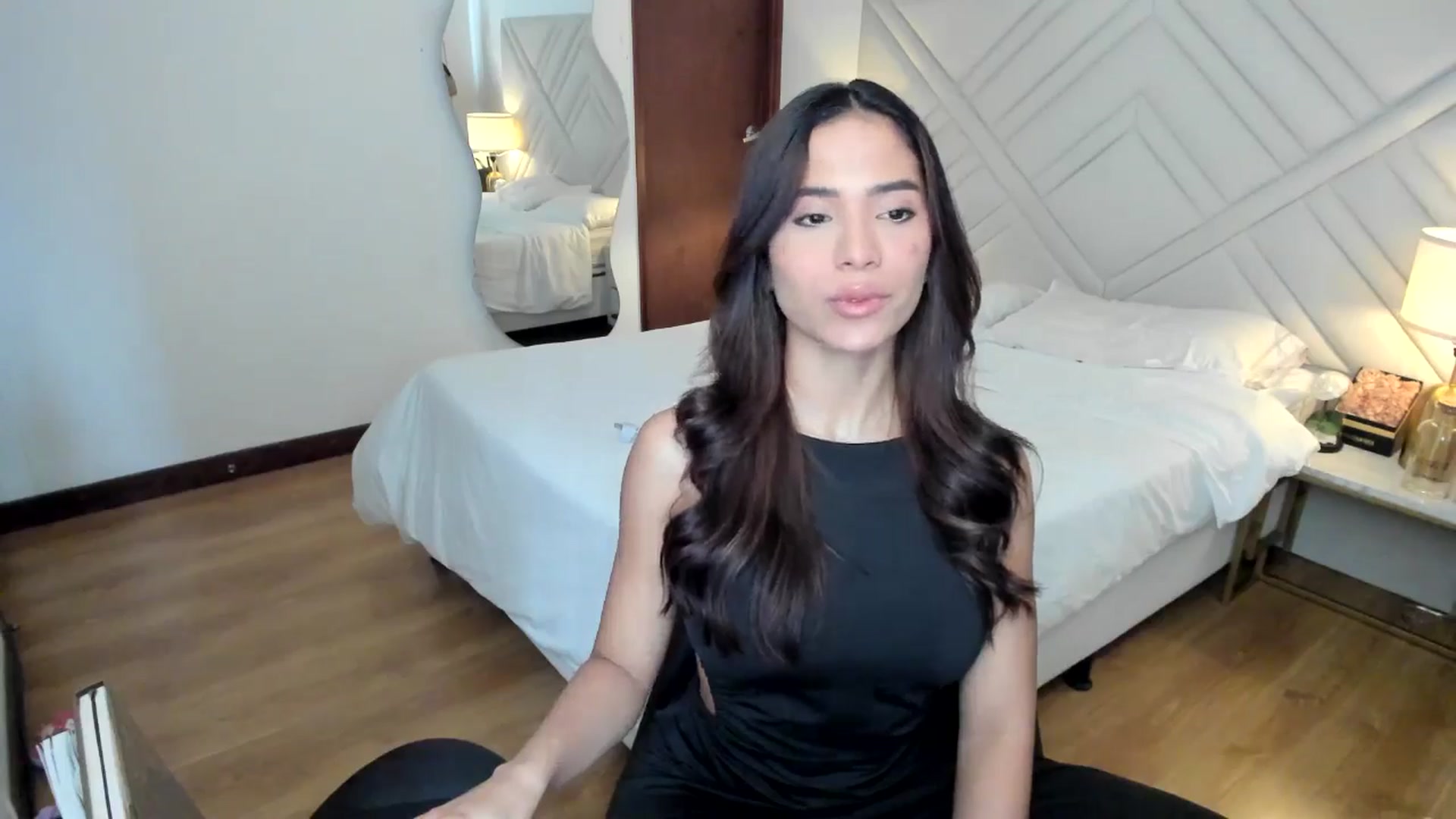 Gallery image thumbnail from Missabyy's myfreecams stream on, 02/10/2025, 16:18 image 3 of 20