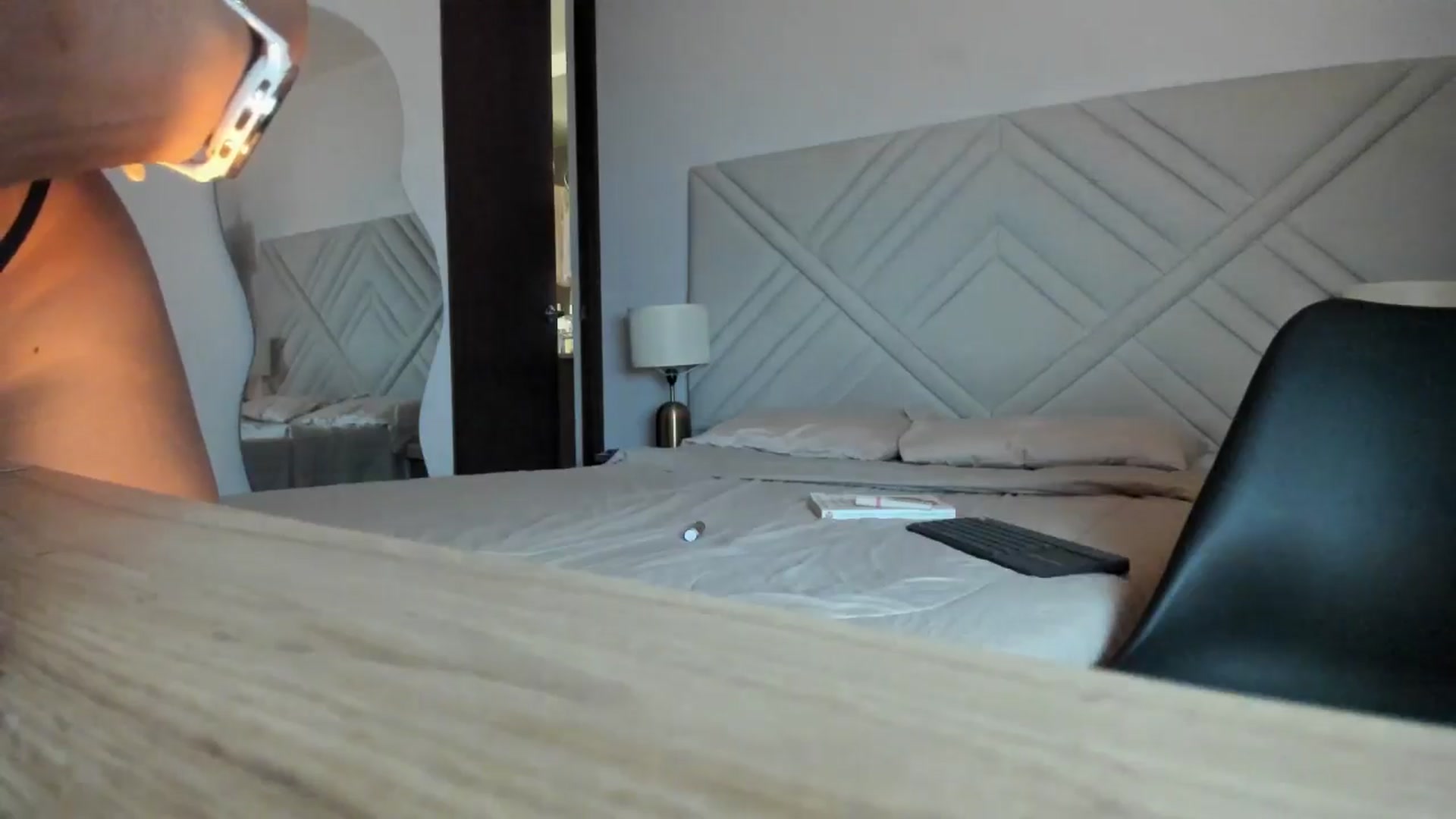 Gallery image thumbnail from Missabyy's myfreecams stream on, 03/19/2025, 04:00 image 14 of 20