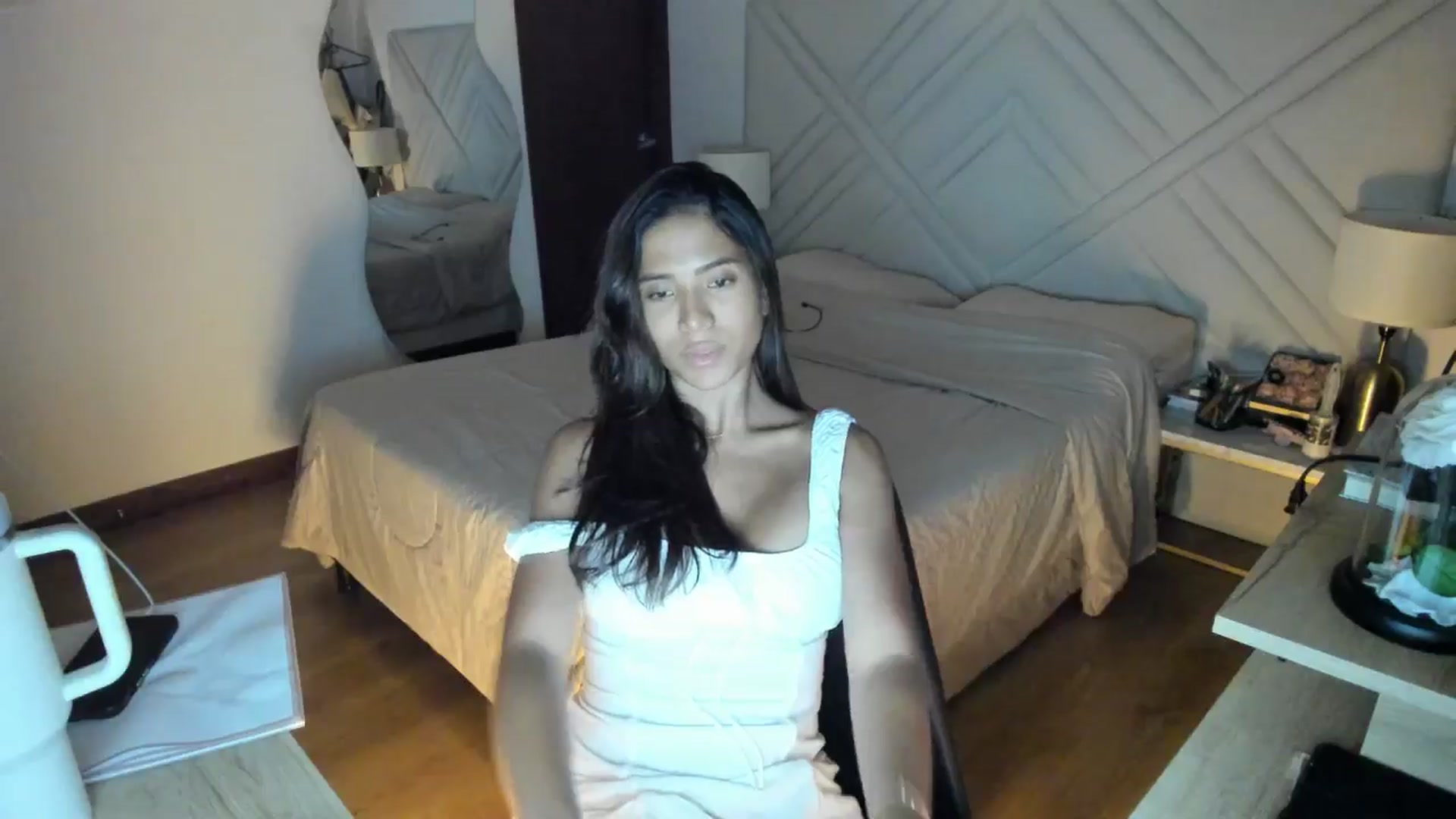Gallery image thumbnail from Missabyy's myfreecams stream on, 04/12/2025, 01:25 image 9 of 20