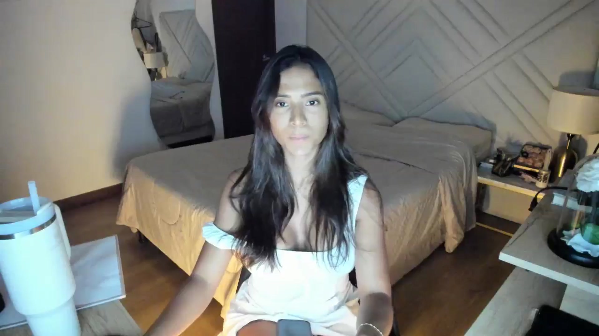 Gallery image thumbnail from Missabyy's myfreecams stream on, 04/12/2025, 01:25 image 20 of 20