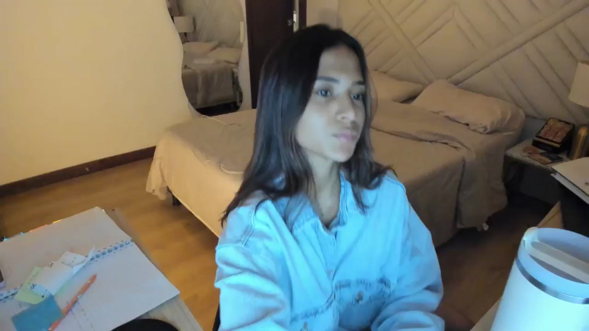 Gallery image thumbnail from Missabyy's myfreecams stream on, 05/05/2025, 04:10 image 1 of 20