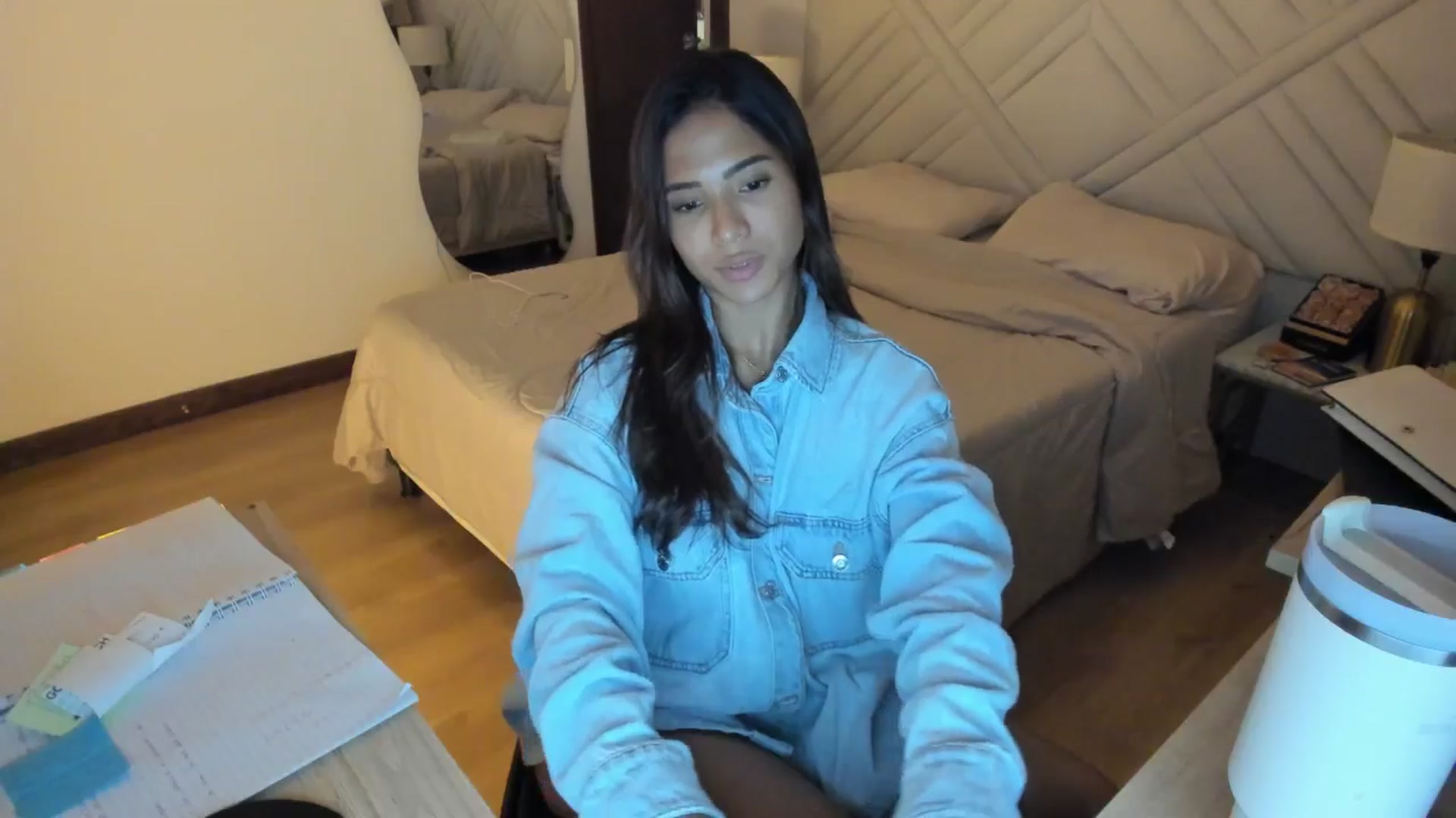 Gallery image thumbnail from Missabyy's myfreecams stream on, 05/05/2025, 04:10 image 14 of 20