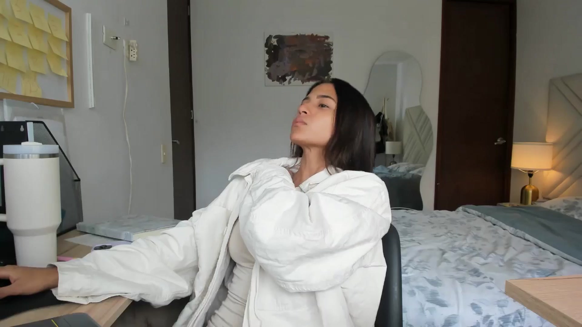 Gallery image thumbnail from Missabyy's myfreecams stream on, 05/20/2025, 14:02 image 17 of 20