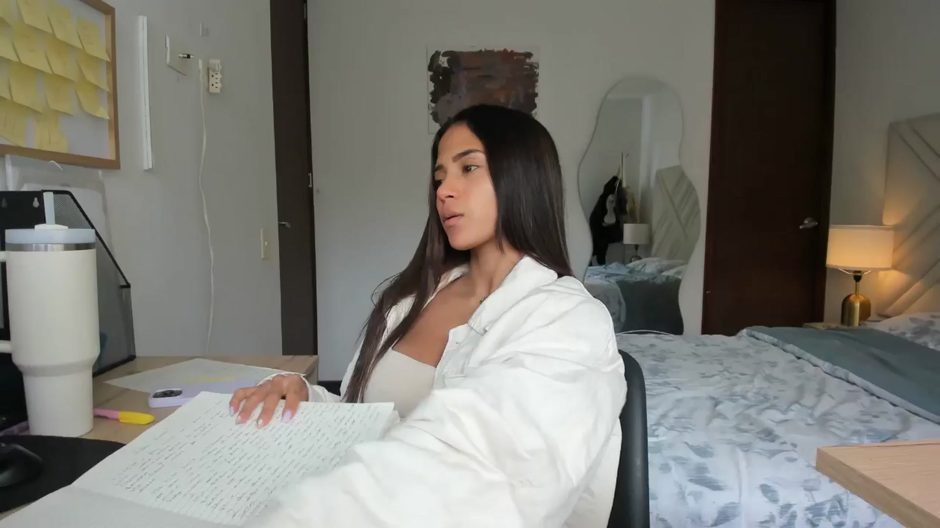 Gallery image thumbnail from Missabyy's myfreecams stream on, 05/20/2025, 14:02 image 12 of 20