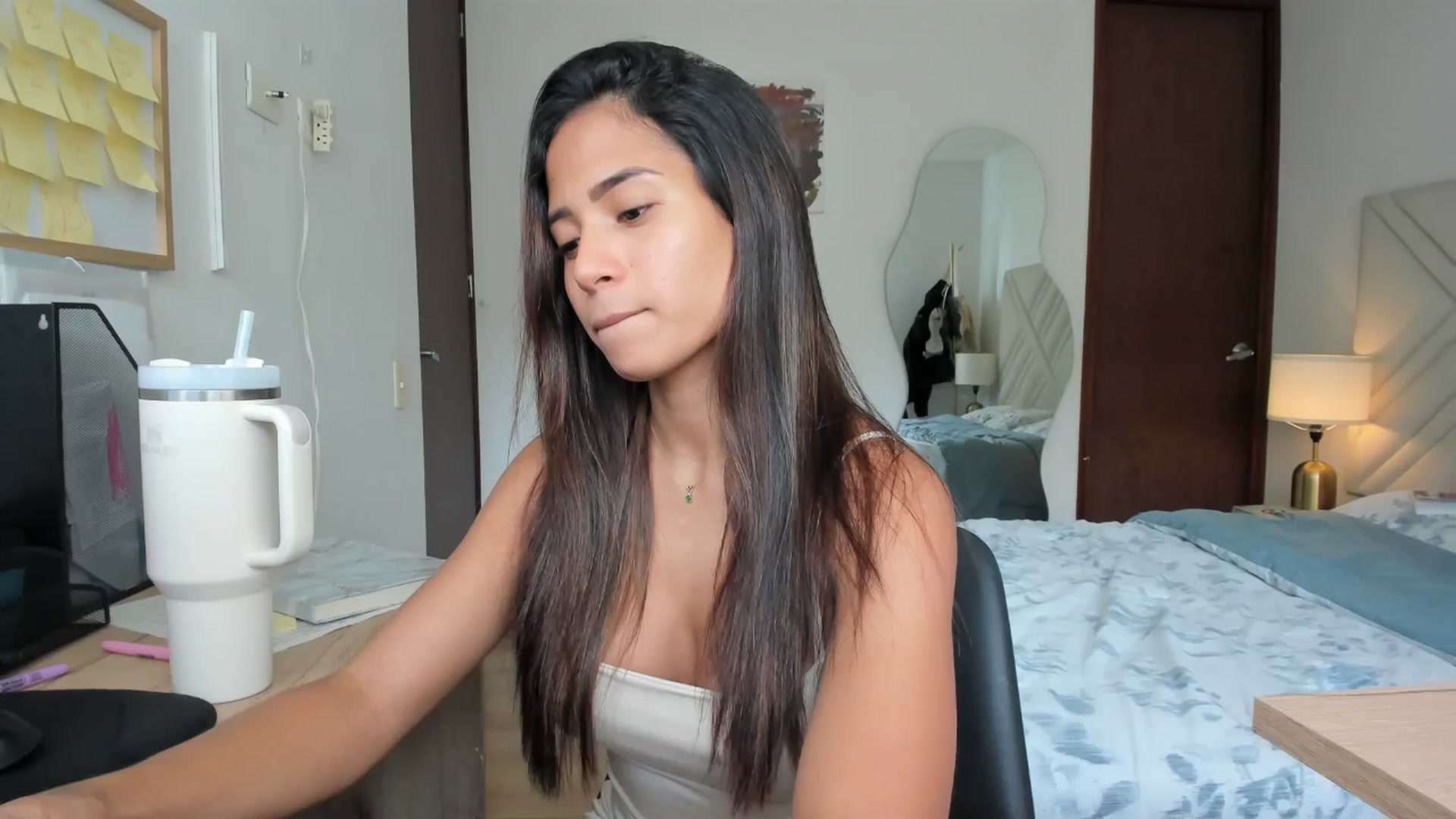 Gallery image thumbnail from Missabyy's myfreecams stream on, 05/20/2025, 16:00 image 16 of 20