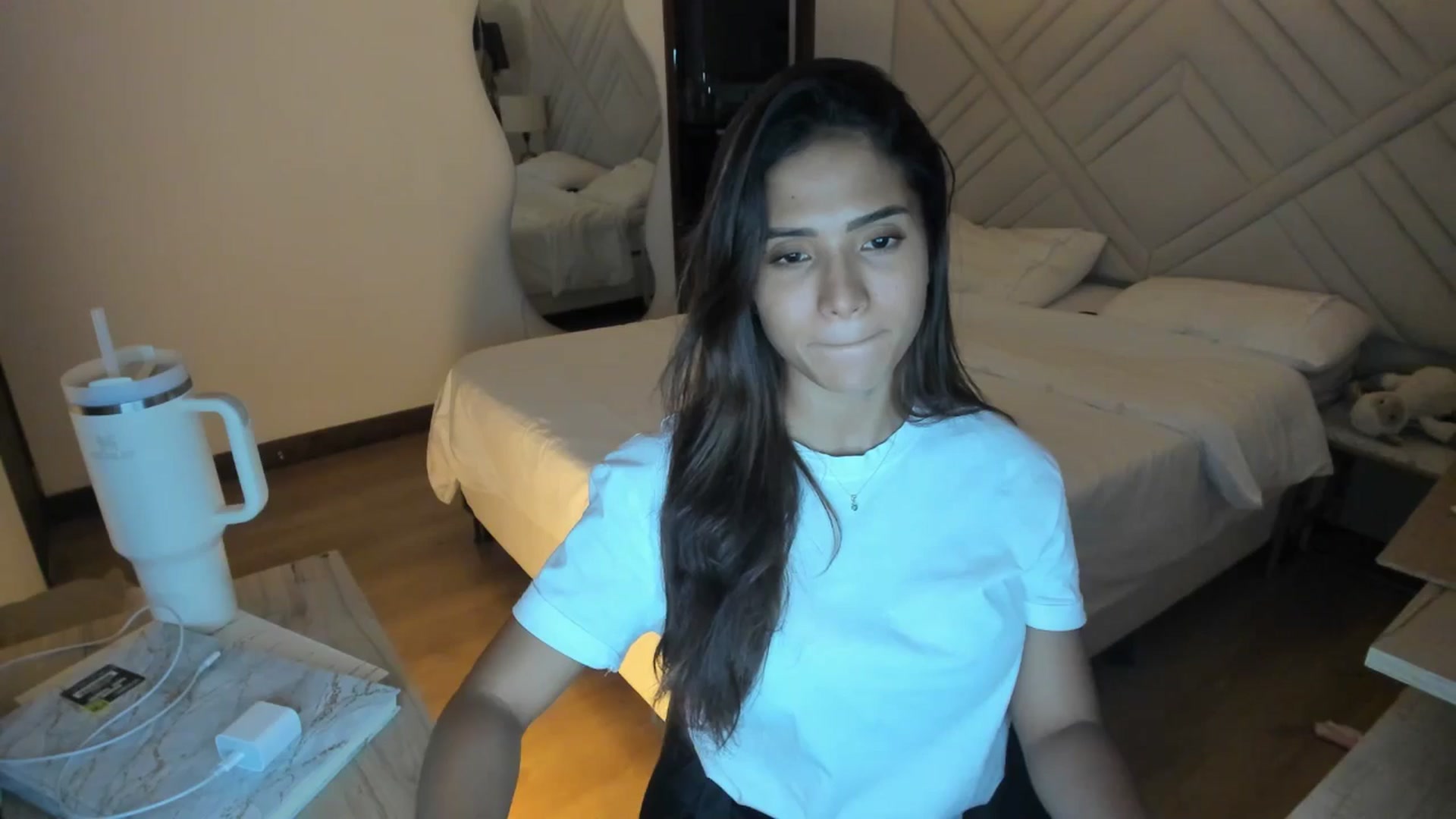 Gallery image thumbnail from Missabyy's myfreecams stream on, 06/05/2025, 02:20 image 14 of 20