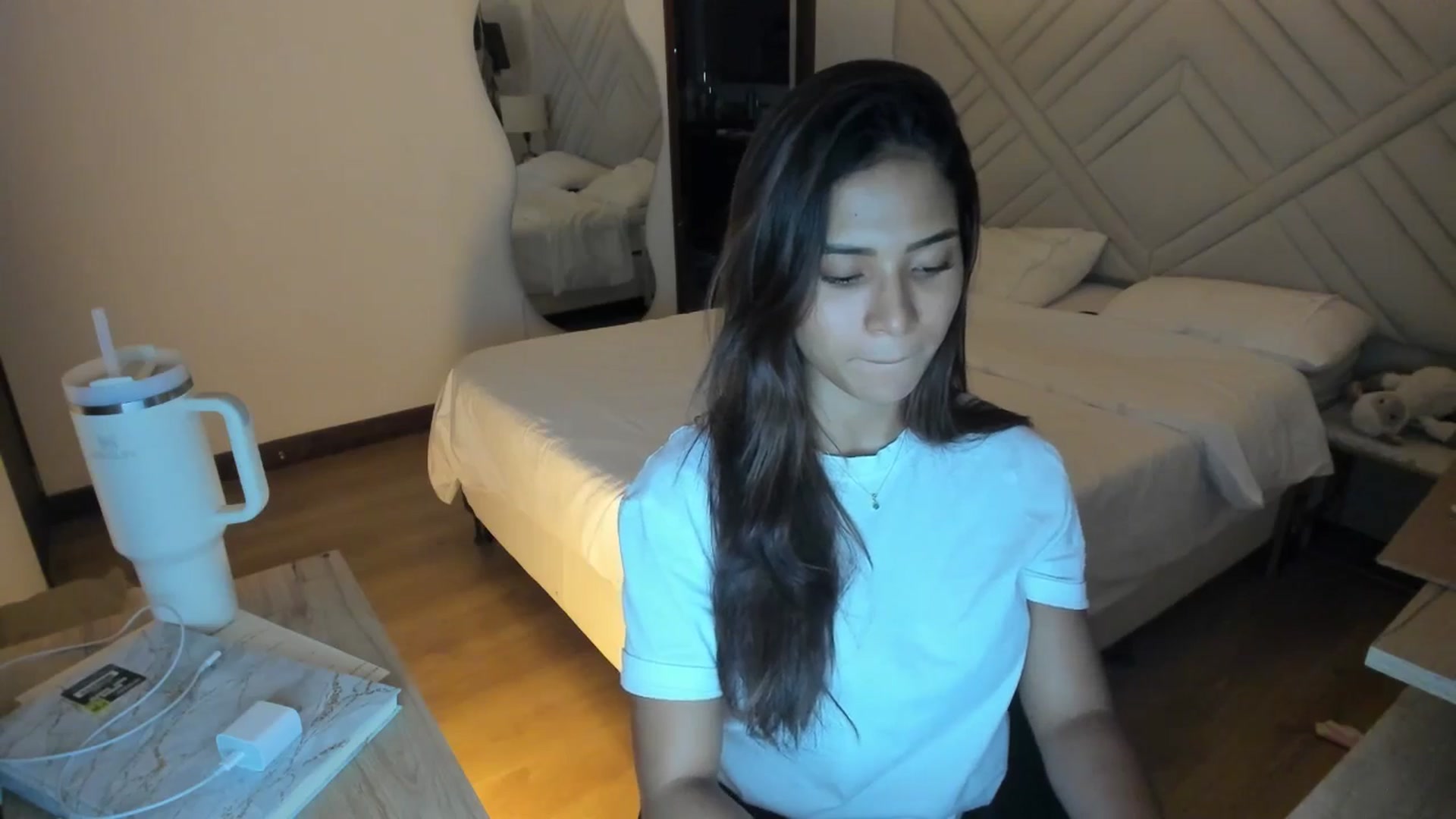 Gallery image thumbnail from Missabyy's myfreecams stream on, 06/05/2025, 02:20 image 19 of 20