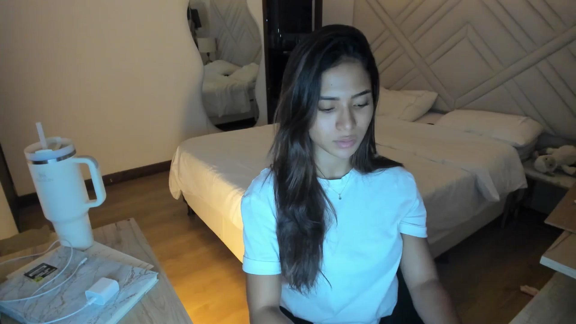 Gallery image thumbnail from Missabyy's myfreecams stream on, 06/05/2025, 02:20 image 18 of 20