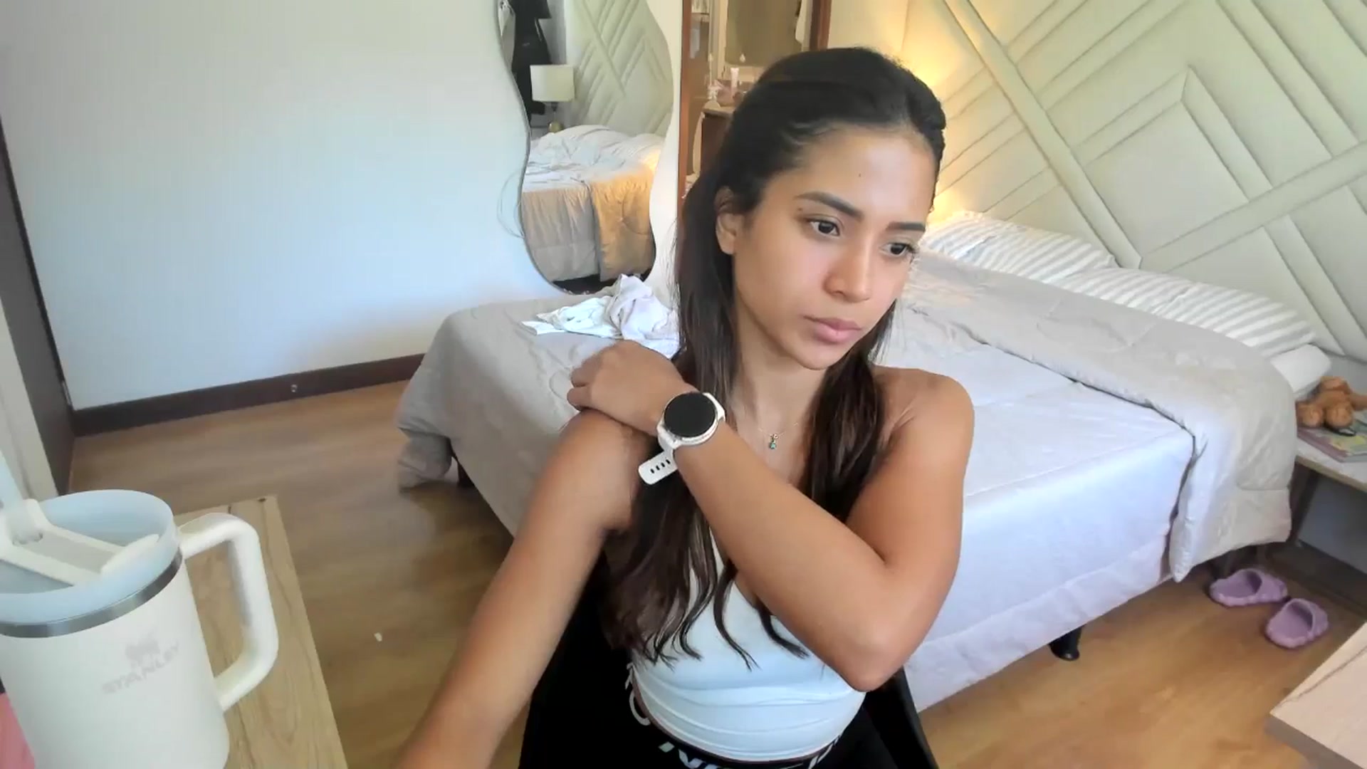 Gallery image thumbnail from Missabyy's myfreecams stream on, 07/17/2025, 16:26 image 3 of 20