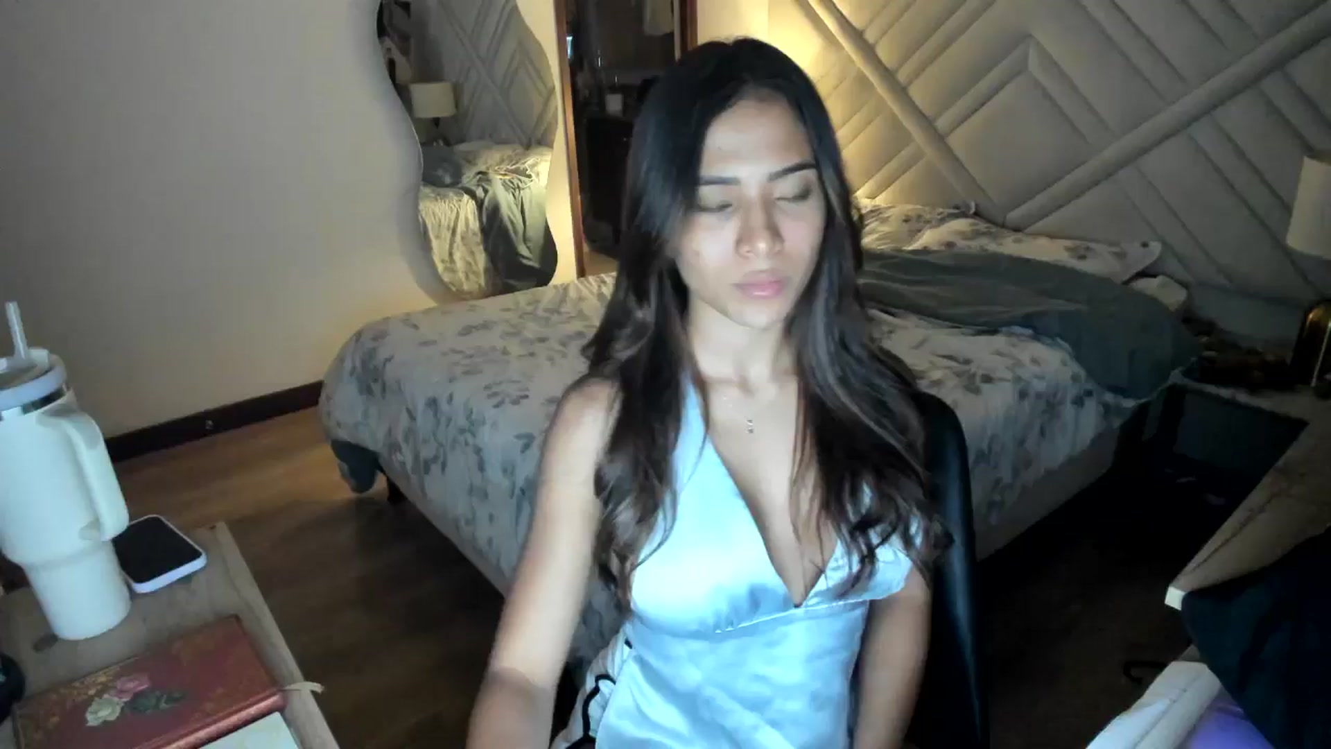 Gallery image thumbnail from Missabyy's myfreecams stream on, 07/22/2025, 01:40 image 10 of 20