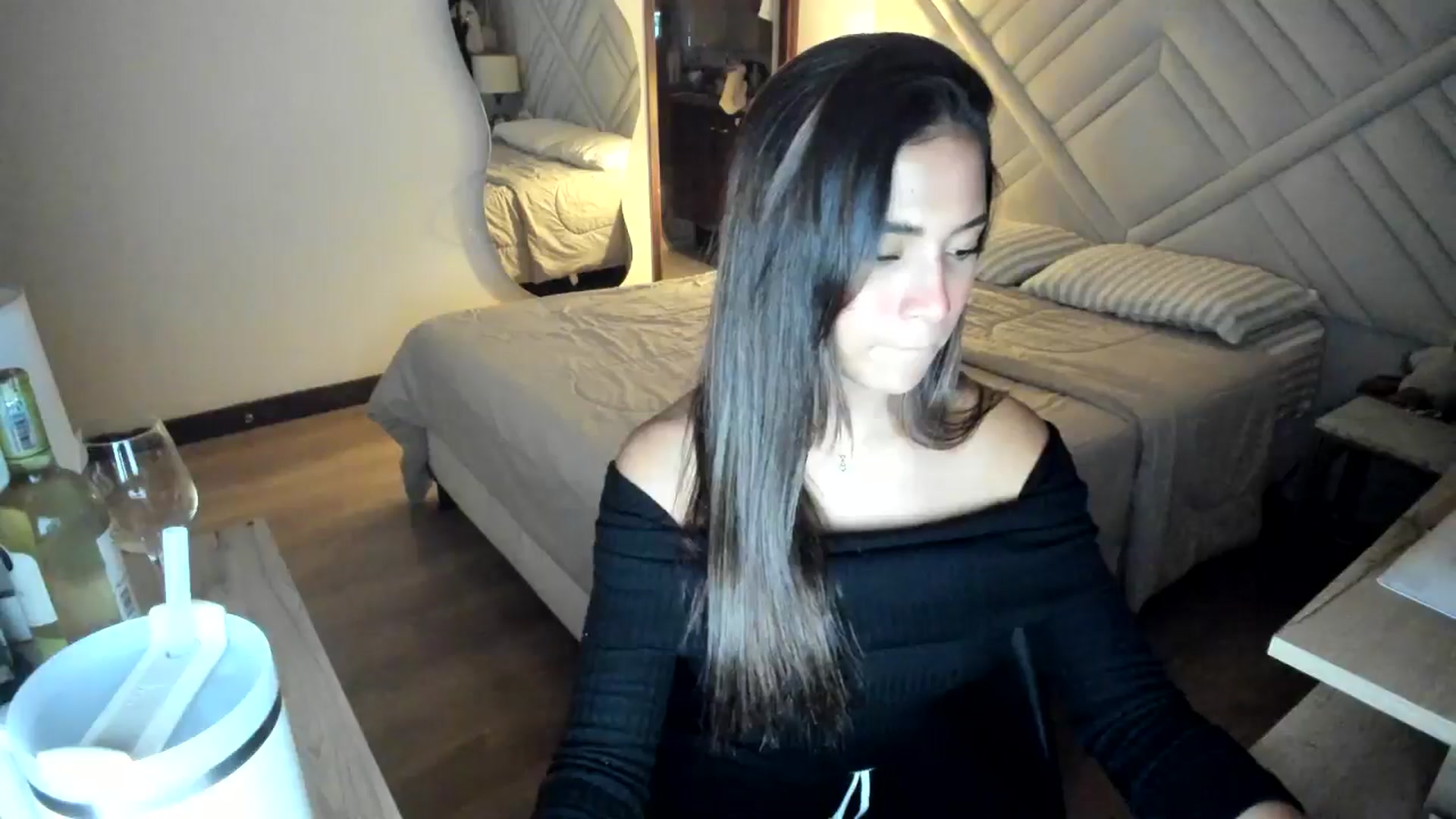 Gallery image thumbnail from Missabyy's myfreecams stream on, 07/27/2025, 24:33 image 15 of 20