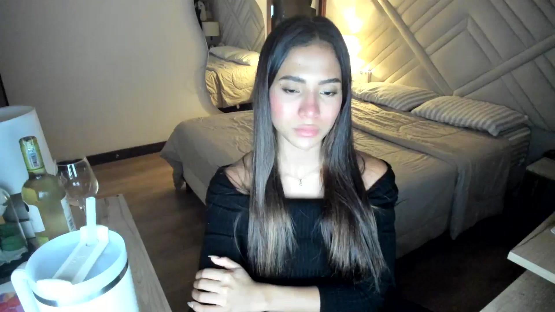 Gallery image thumbnail from Missabyy's myfreecams stream on, 07/27/2025, 24:33 image 5 of 20