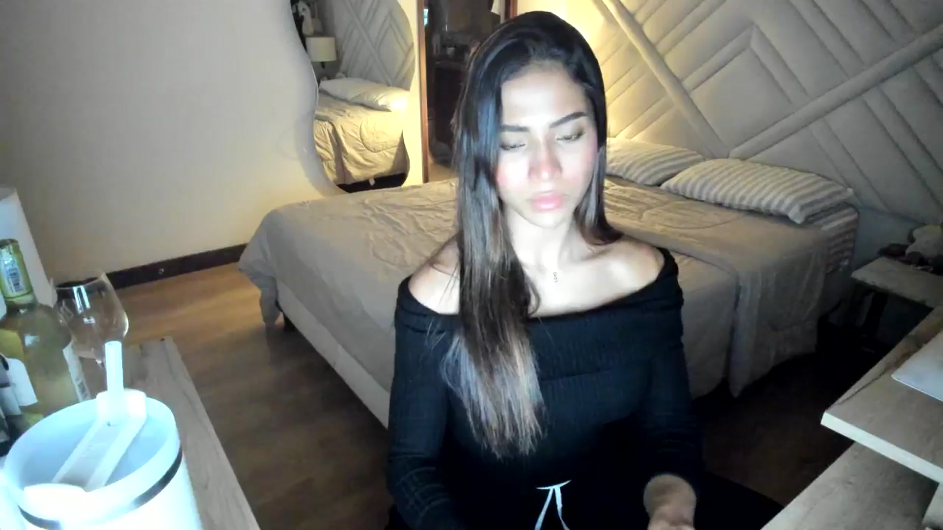 Gallery image thumbnail from Missabyy's myfreecams stream on, 07/27/2025, 24:33 image 10 of 20