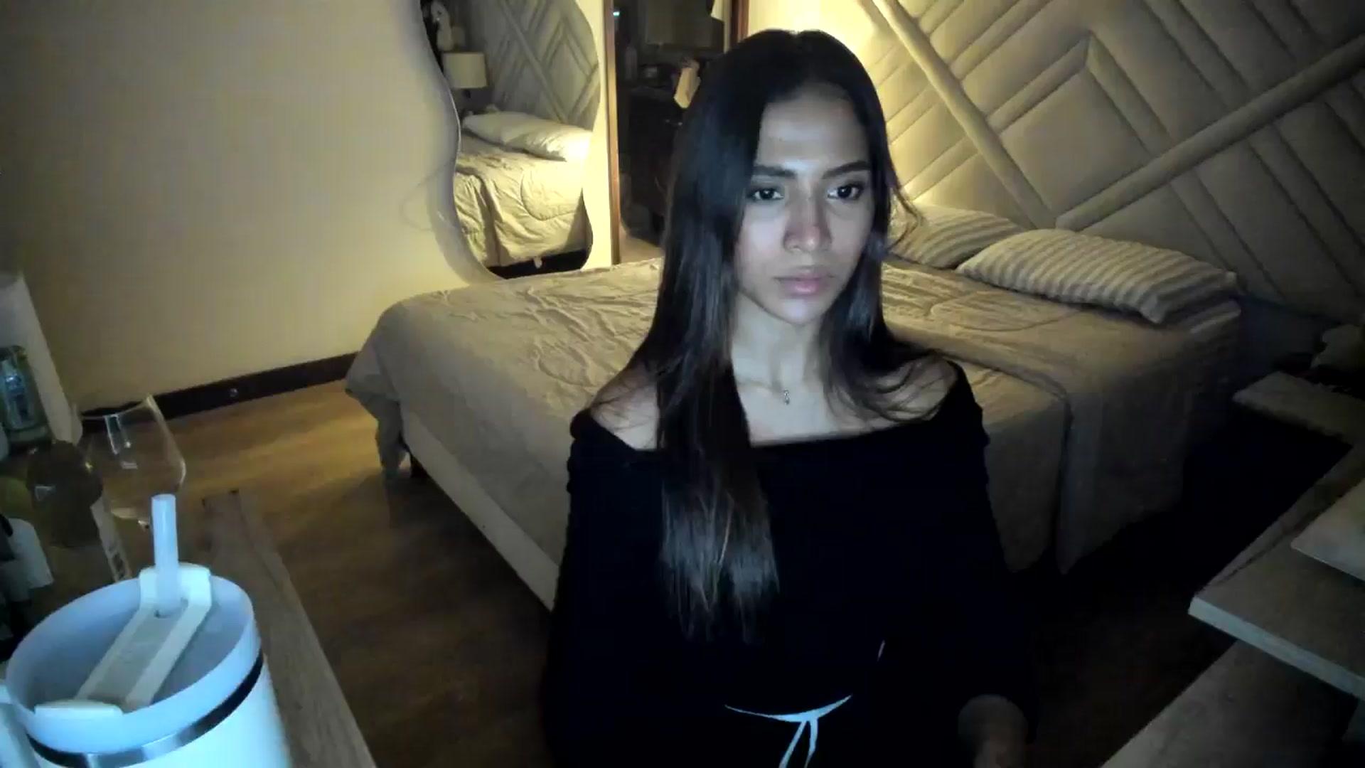 Gallery image thumbnail from Missabyy's myfreecams stream on, 07/27/2025, 01:00 image 2 of 20