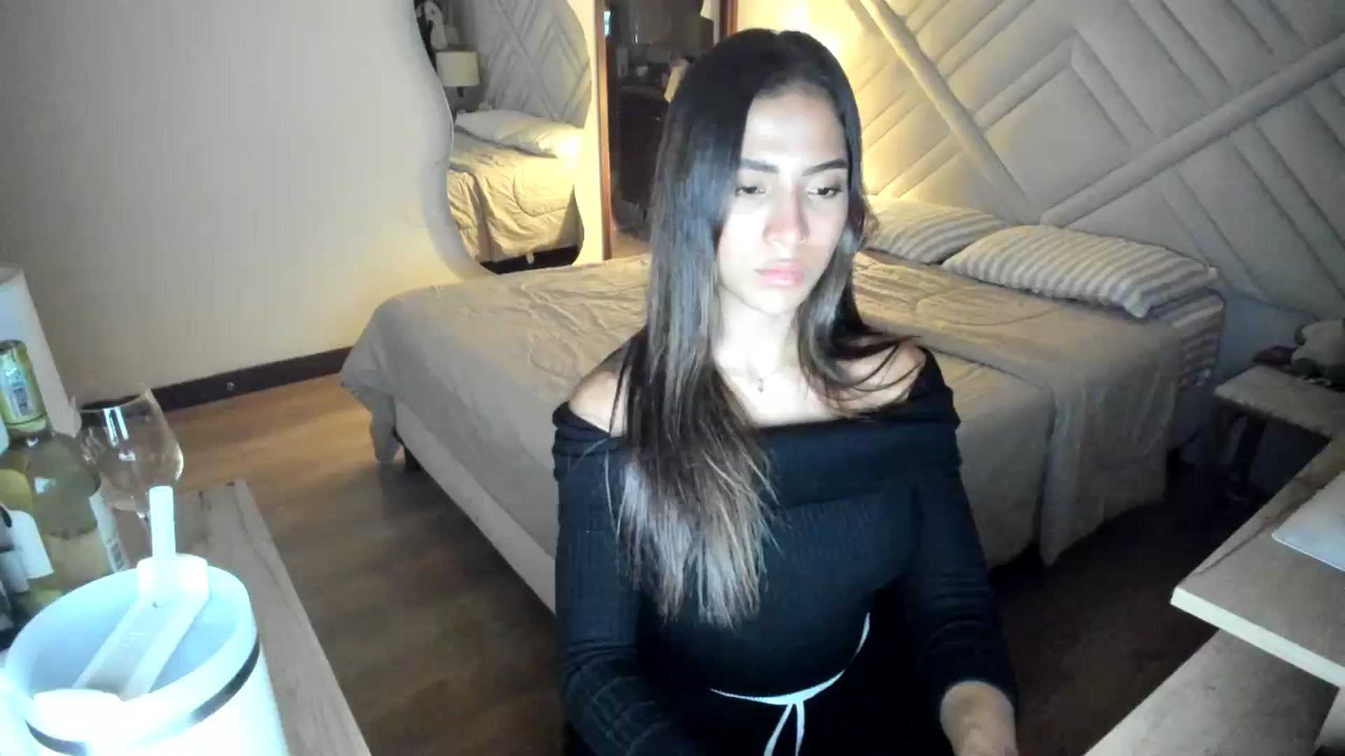Gallery image thumbnail from Missabyy's myfreecams stream on, 07/27/2025, 01:00 image 10 of 20