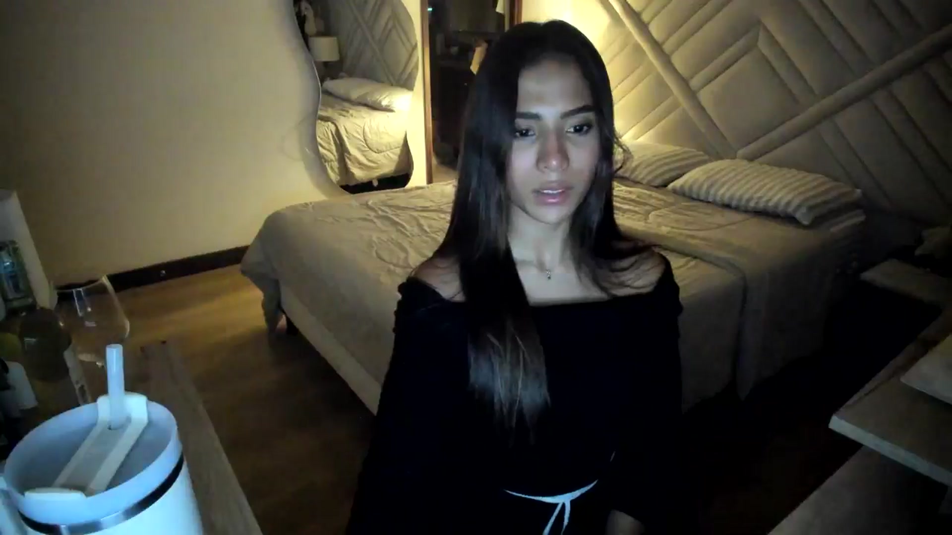 Gallery image thumbnail from Missabyy's myfreecams stream on, 07/27/2025, 01:00 image 3 of 20