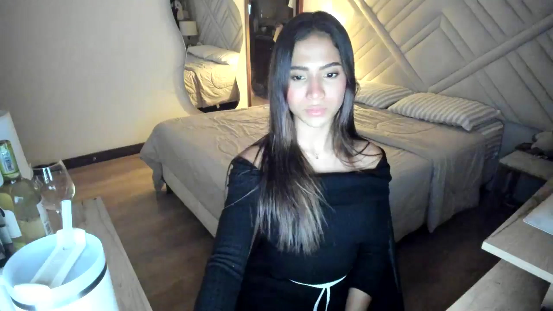 Gallery image thumbnail from Missabyy's myfreecams stream on, 07/27/2025, 01:00 image 9 of 20
