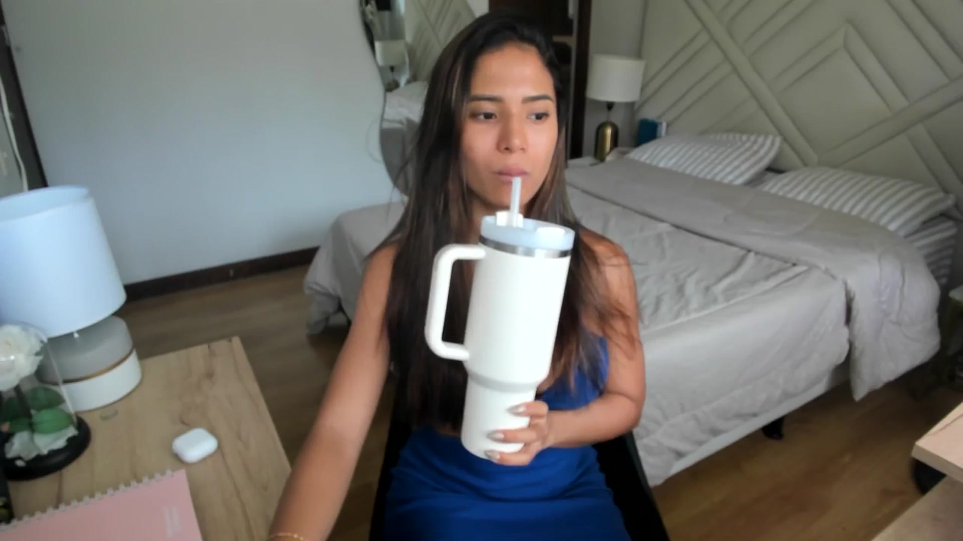 Gallery image thumbnail from Missabyy's myfreecams stream on, 07/27/2025, 17:15 image 19 of 20