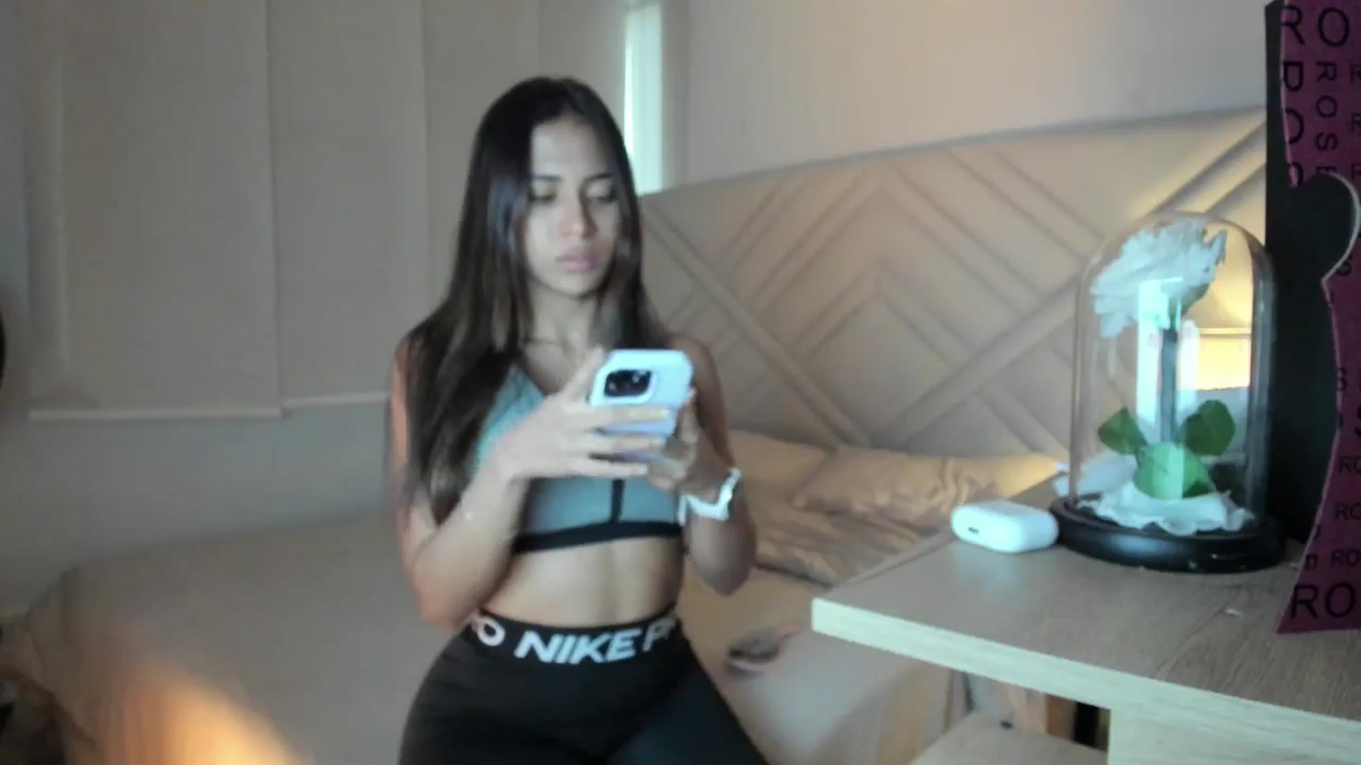 Gallery image thumbnail from Missabyy's myfreecams stream on, 08/10/2025, 22:36 image 13 of 20