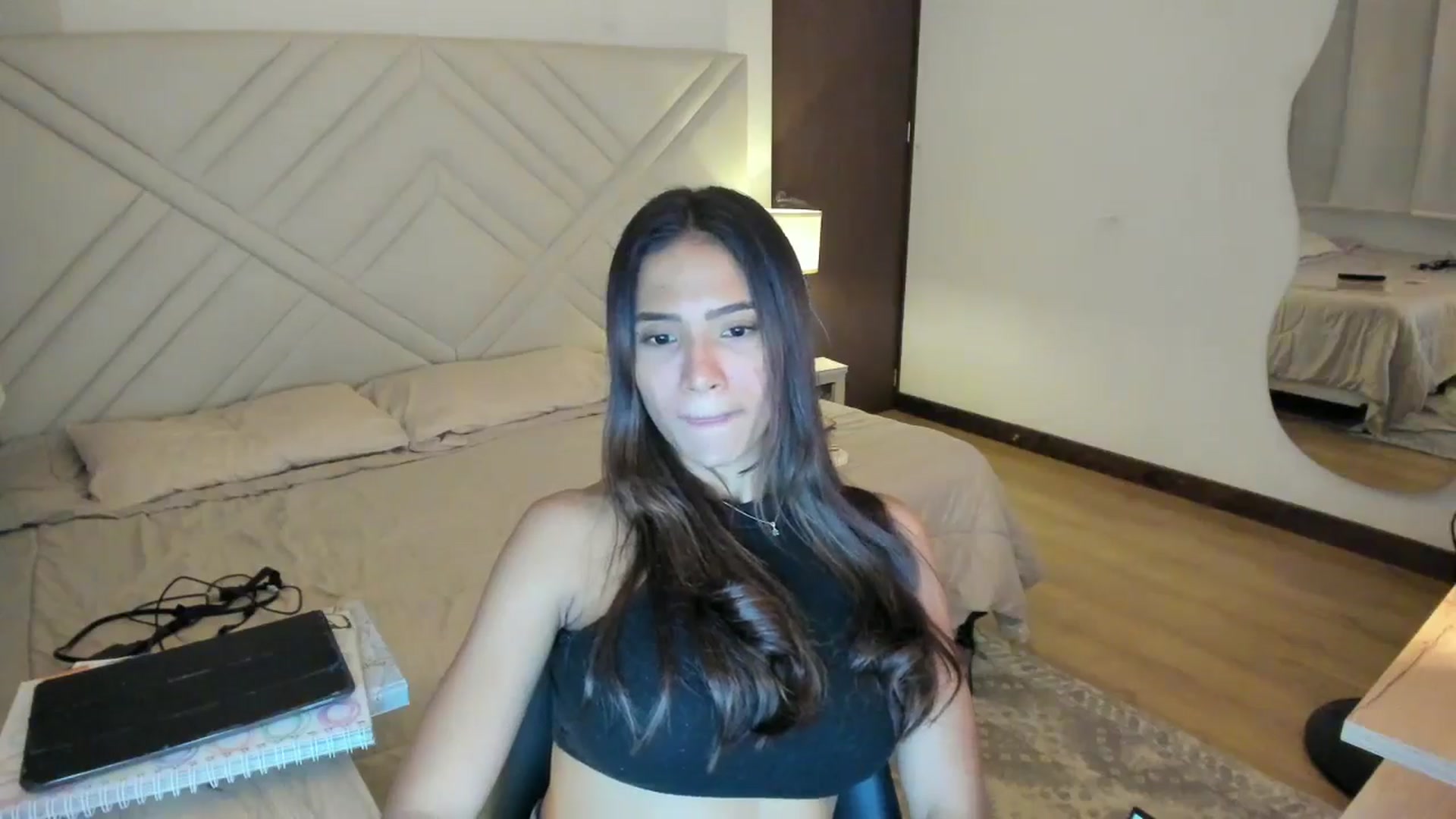 Gallery image thumbnail from Missabyy's myfreecams stream on, 08/12/2025, 23:52 image 8 of 20