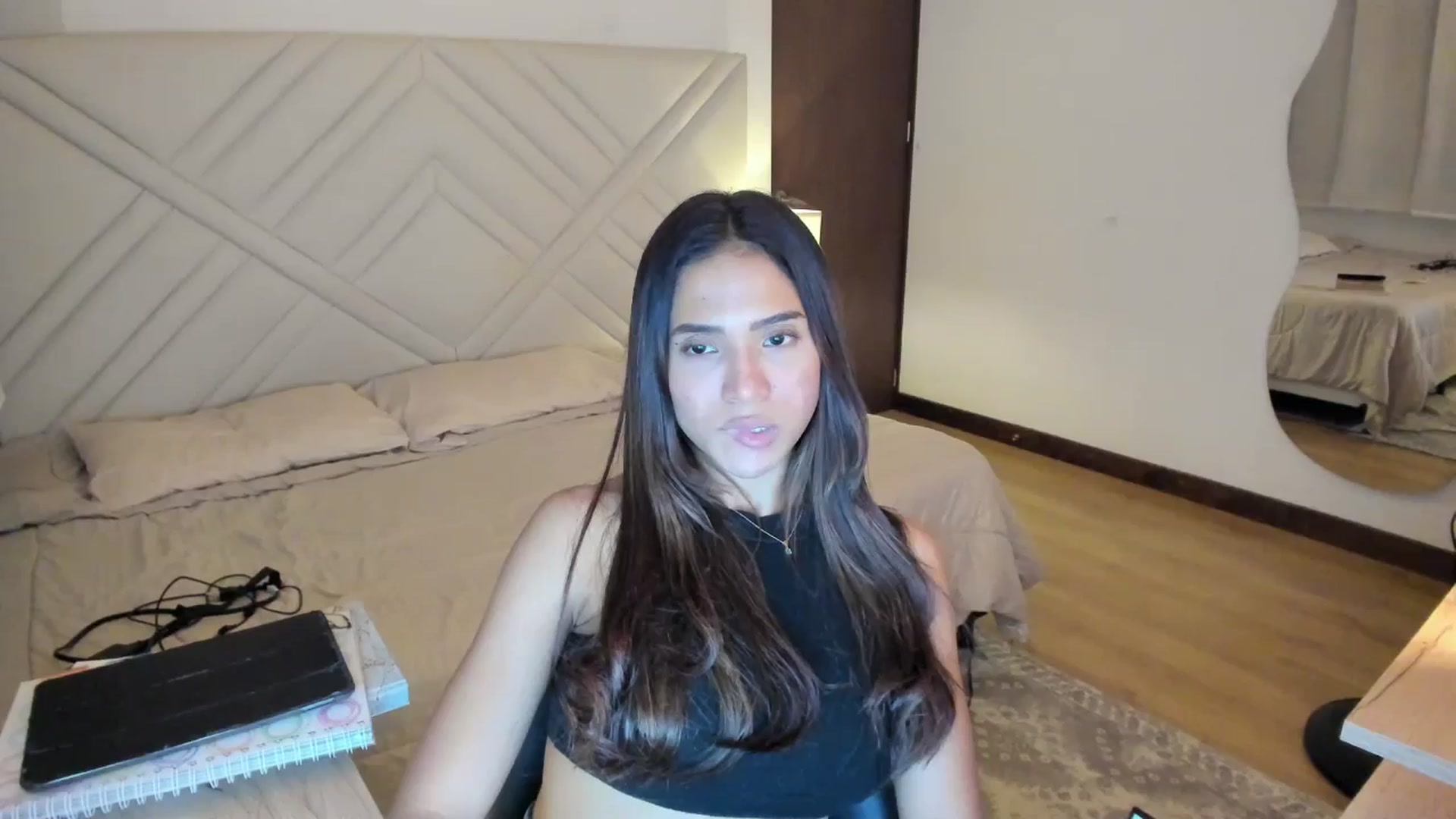 Gallery image thumbnail from Missabyy's myfreecams stream on, 08/12/2025, 23:52 image 11 of 20