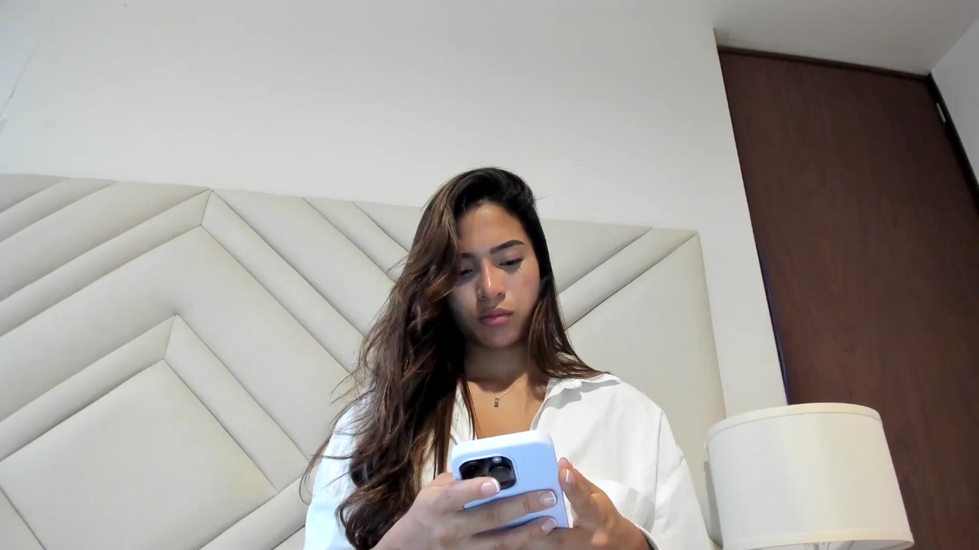 Gallery image thumbnail from Missabyy's myfreecams stream on, 08/15/2025, 17:29 image 14 of 20