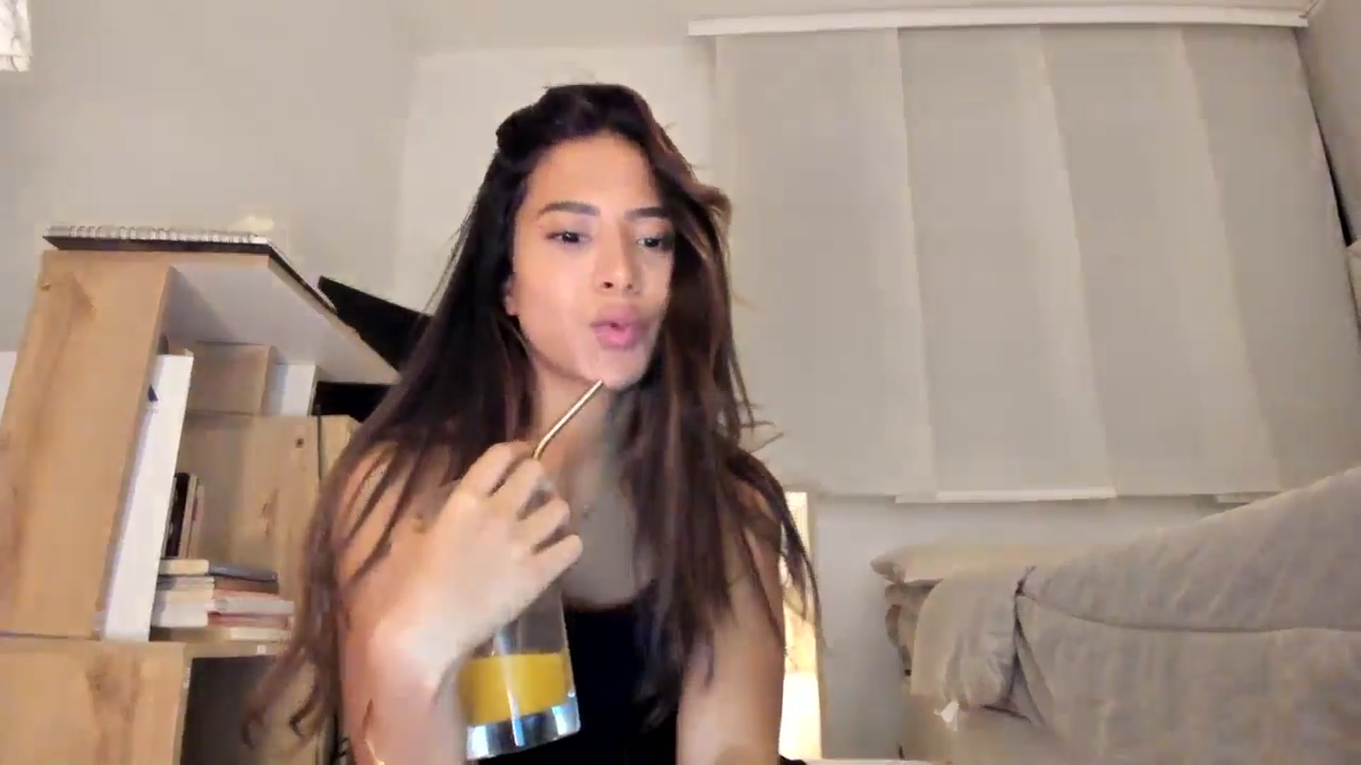 Gallery image thumbnail from Missabyy's myfreecams stream on, 08/16/2025, 01:31 image 3 of 20