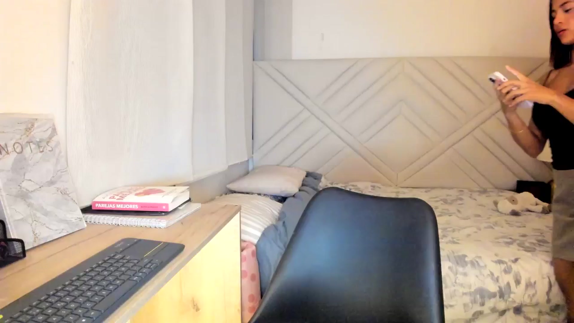 Gallery image thumbnail from Missabyy's myfreecams stream on, 08/18/2025, 24:56 image 1 of 20