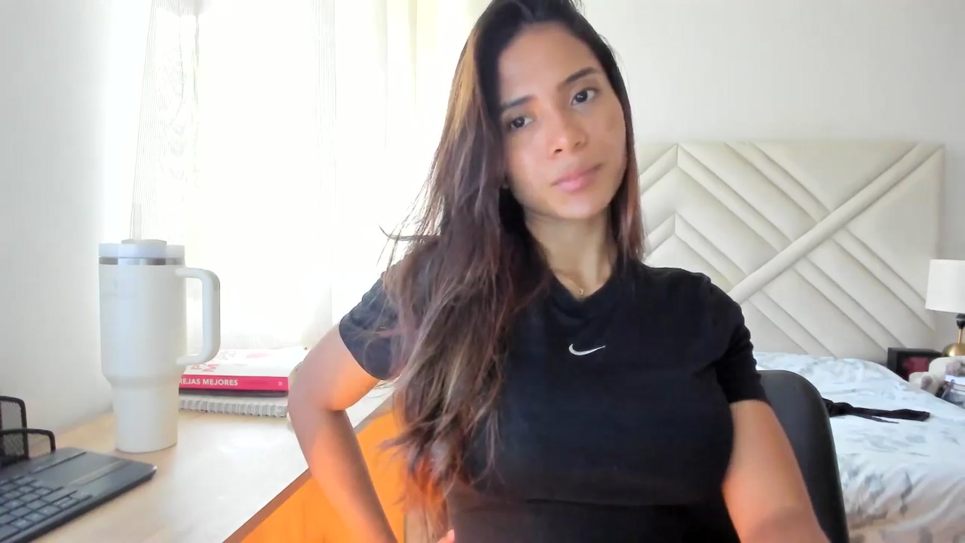 Gallery image thumbnail from Missabyy's myfreecams stream on, 08/18/2025, 21:40 image 6 of 20