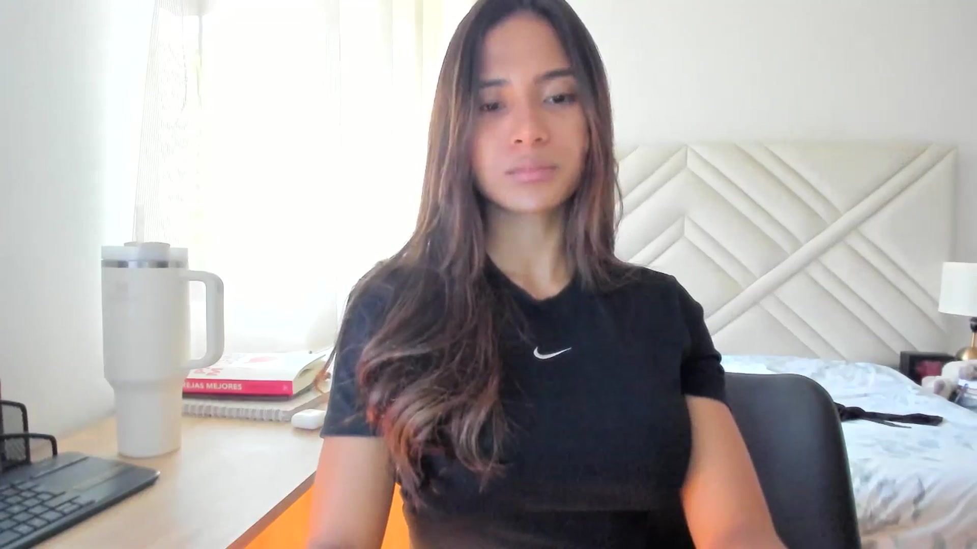 Gallery image thumbnail from Missabyy's myfreecams stream on, 08/18/2025, 21:40 image 13 of 20