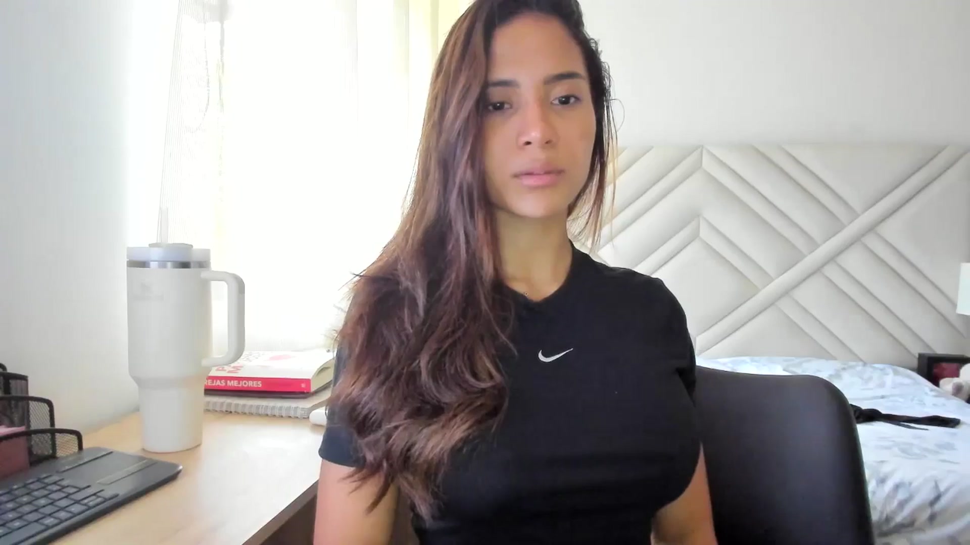 Gallery image thumbnail from Missabyy's myfreecams stream on, 08/18/2025, 21:40 image 20 of 20