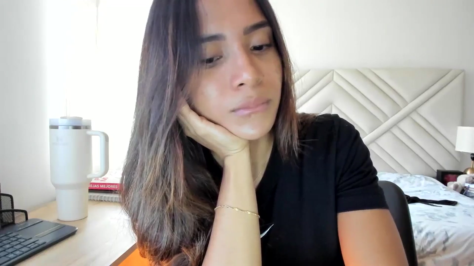 Gallery image thumbnail from Missabyy's myfreecams stream on, 08/18/2025, 21:40 image 10 of 20
