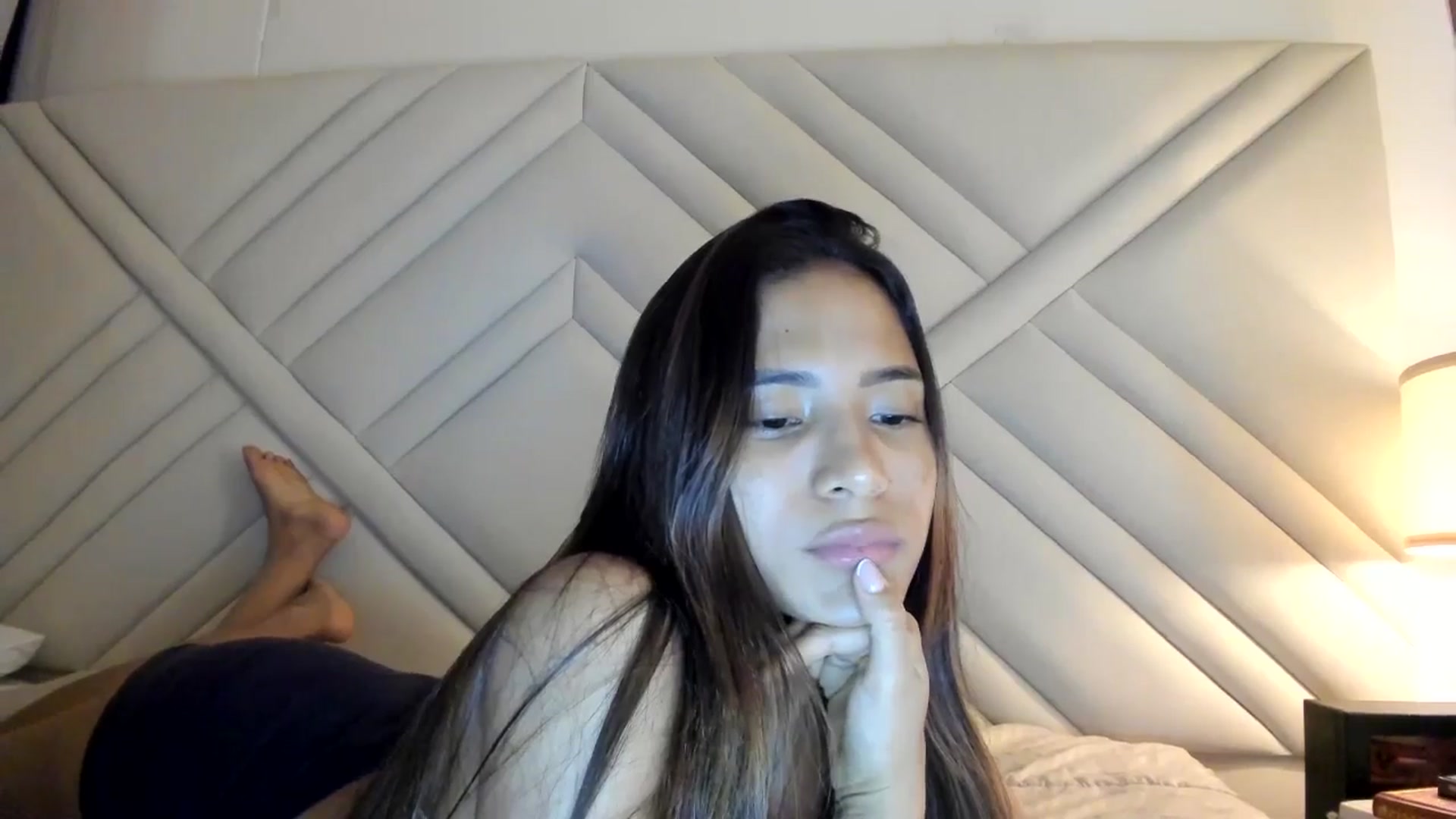 Gallery image thumbnail from Missabyy's myfreecams stream on, 08/26/2025, 01:53 image 7 of 20