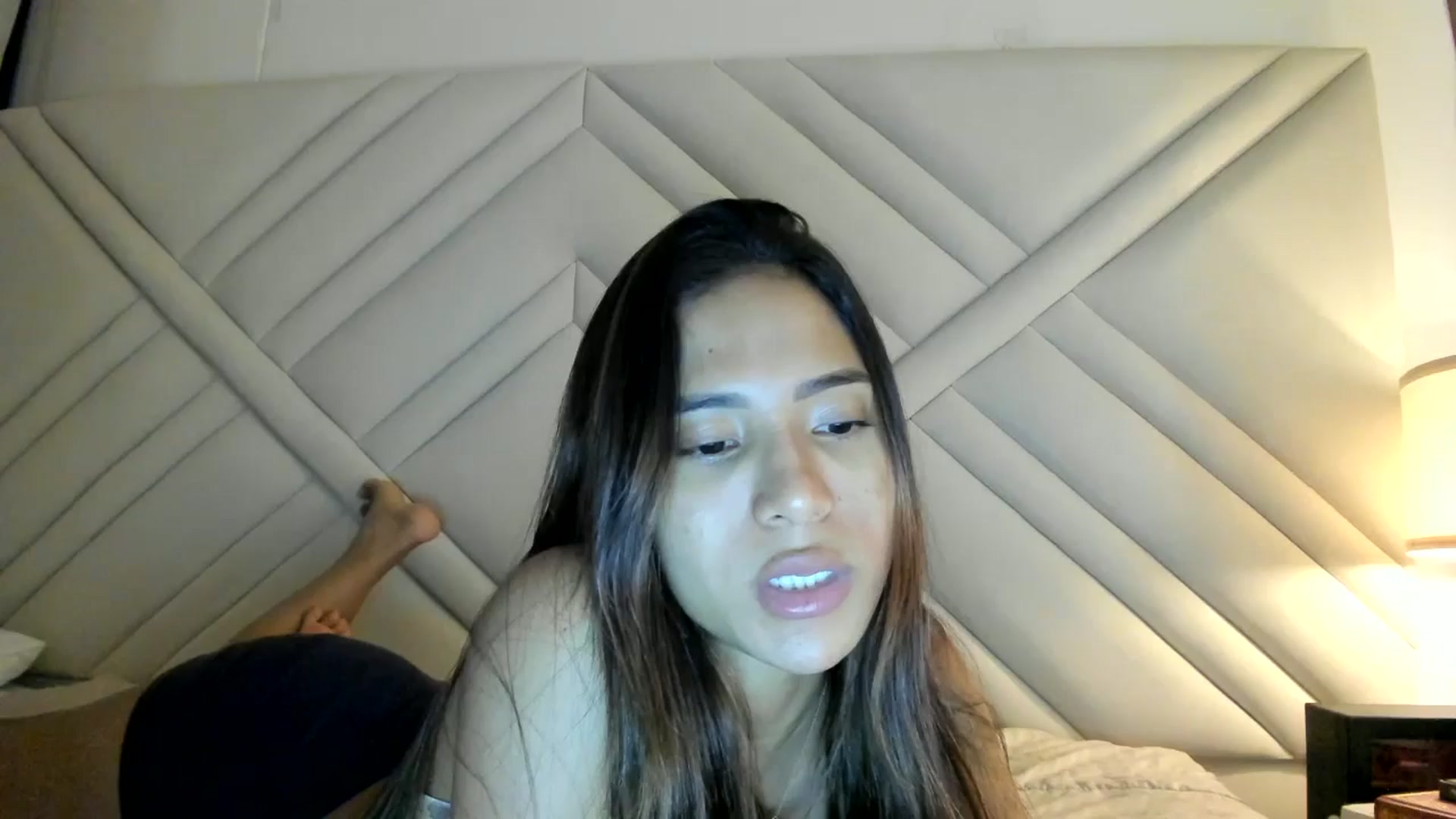 Gallery image thumbnail from Missabyy's myfreecams stream on, 08/26/2025, 01:53 image 12 of 20