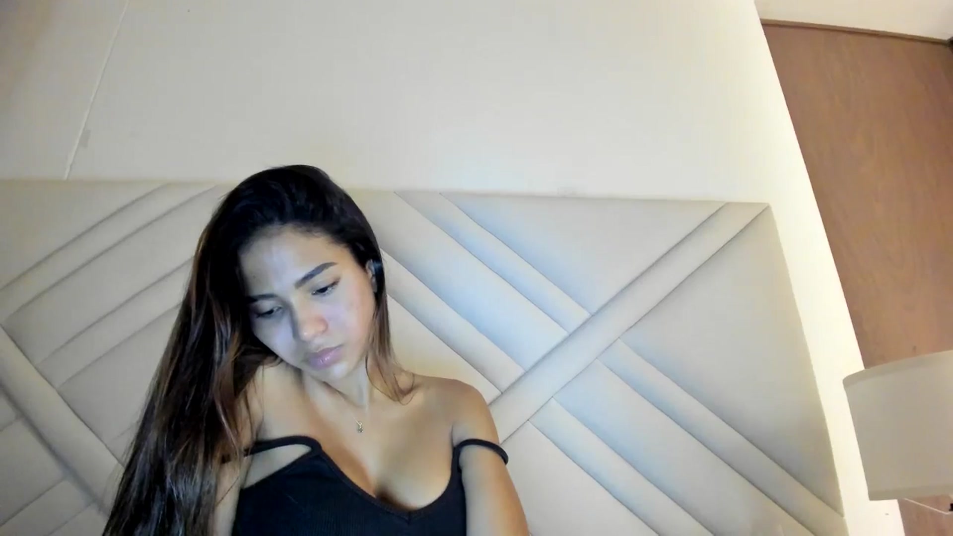 Gallery image thumbnail from Missabyy's myfreecams stream on, 08/28/2025, 01:37 image 16 of 20