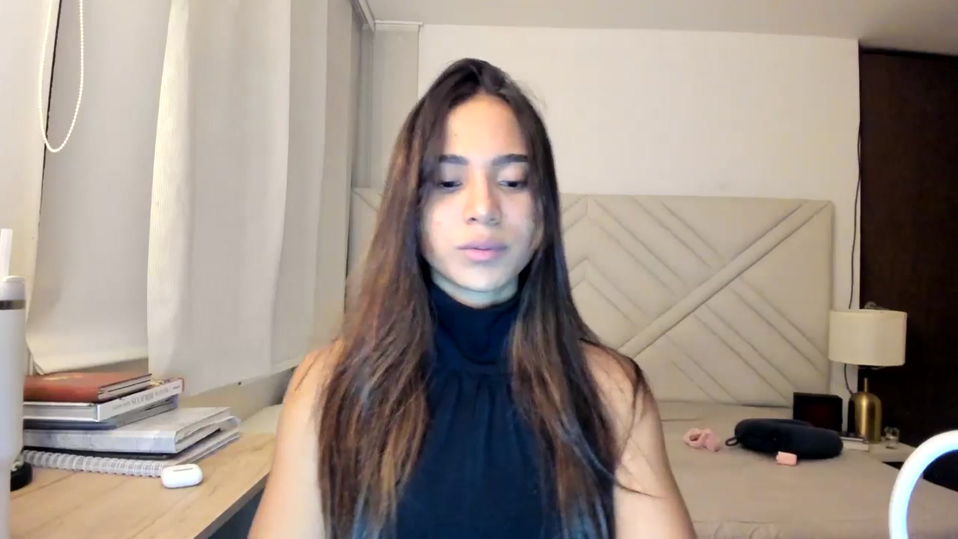 Gallery image thumbnail from Missabyy's myfreecams stream on, 08/31/2025, 02:15 image 14 of 20
